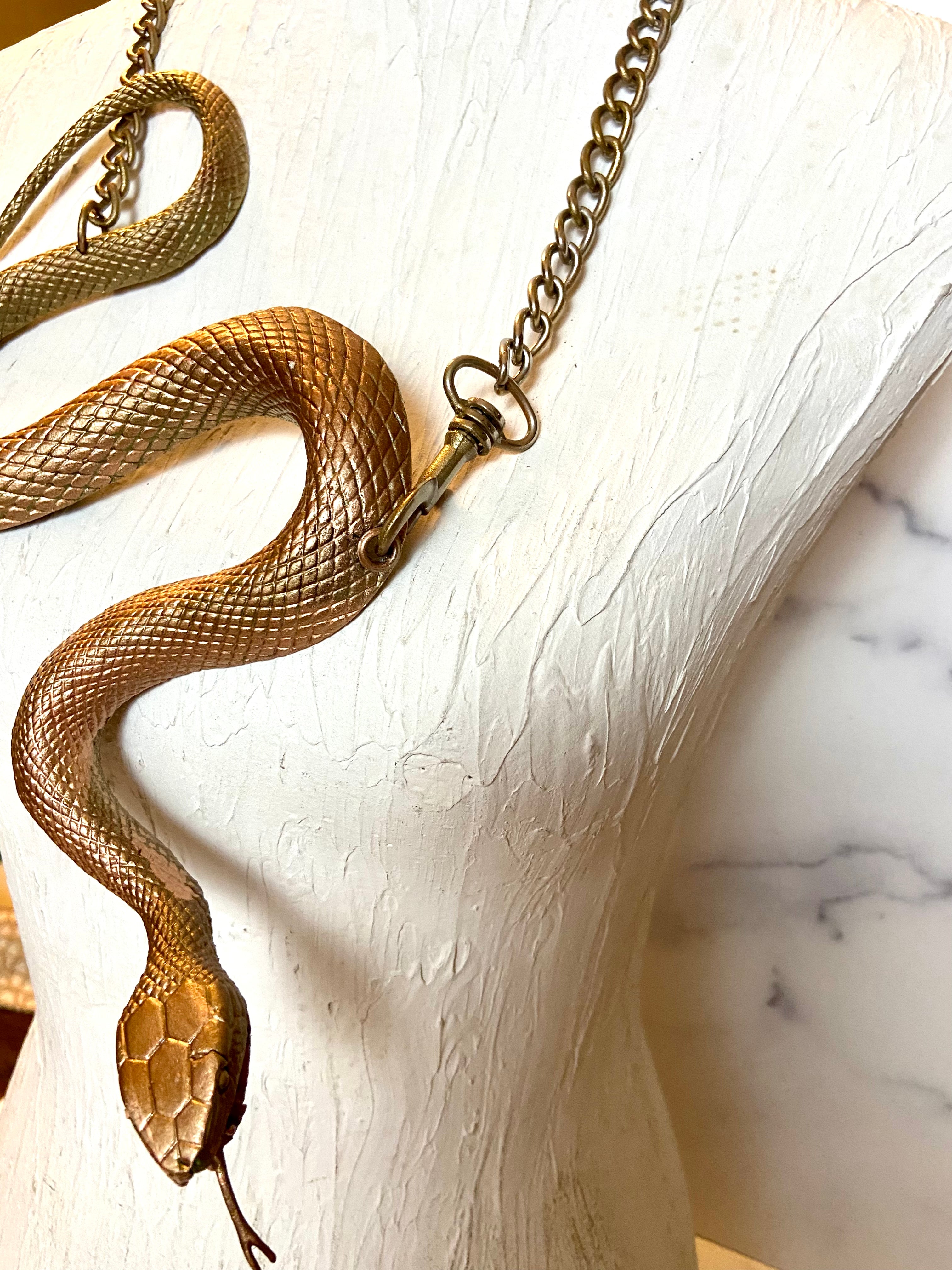 Watch out the snake choker