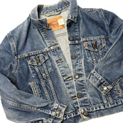 VTG 80s LEVIS denim trucker jacket (m)