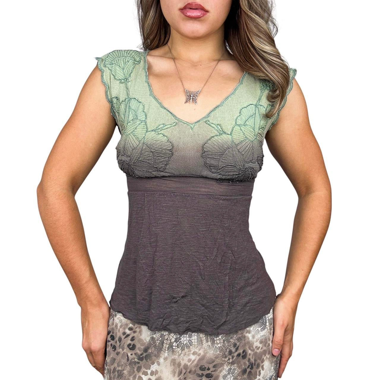 Vintage Floral Embroidered Ombré Top (S)