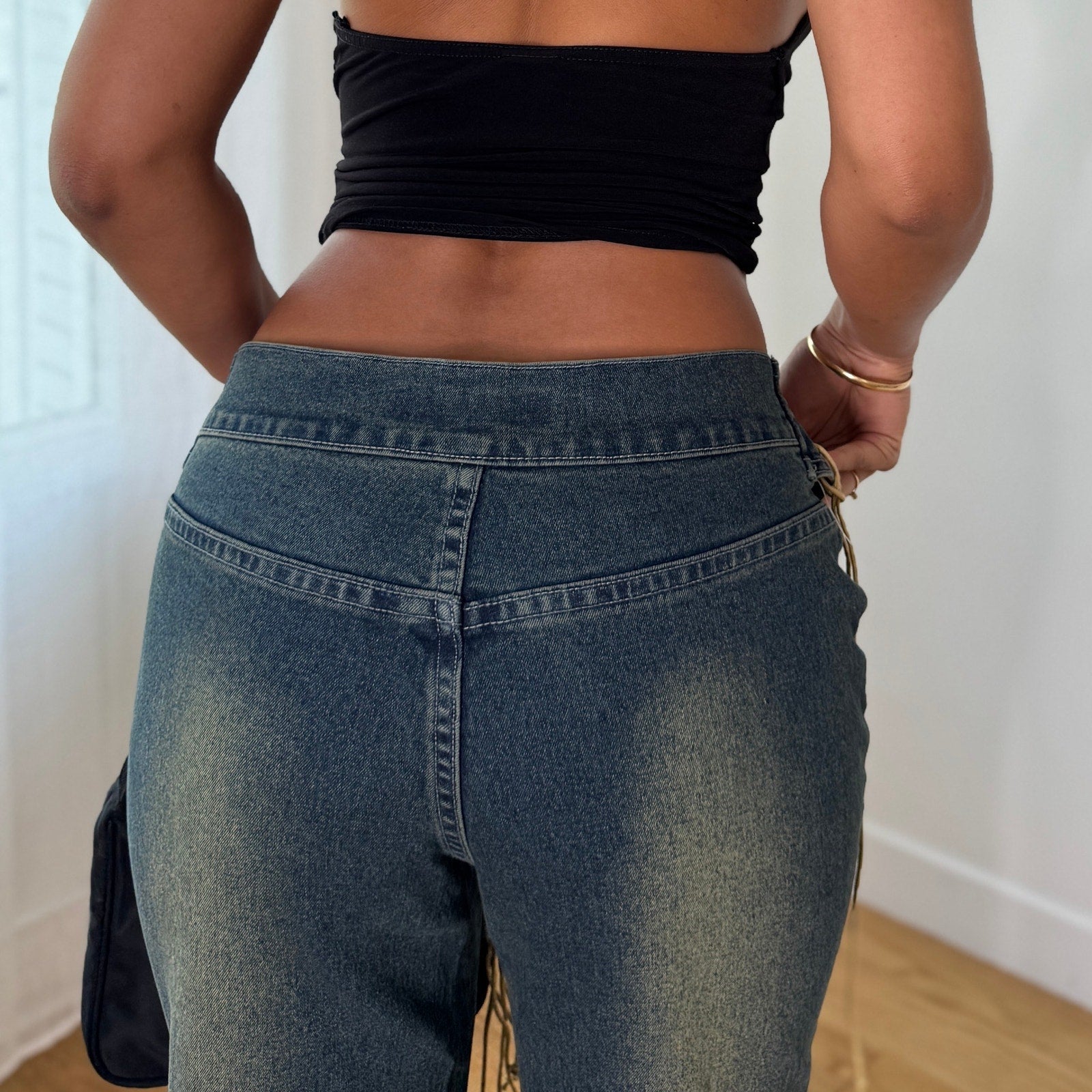 Vintage Low Rise Fringe Jeans (S) ⠀