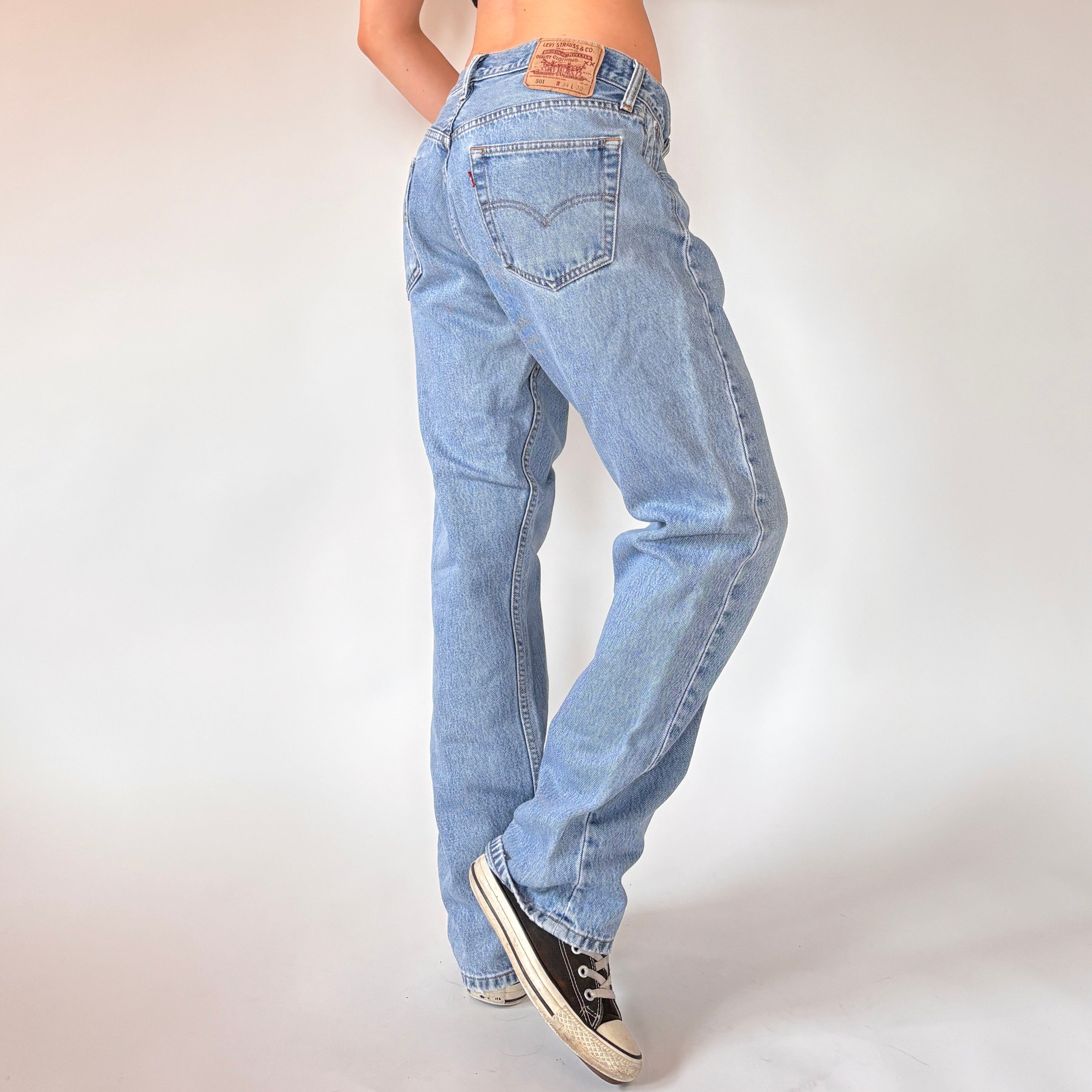 Levi's 90s 501 Jeans (L) – Holy Thrift