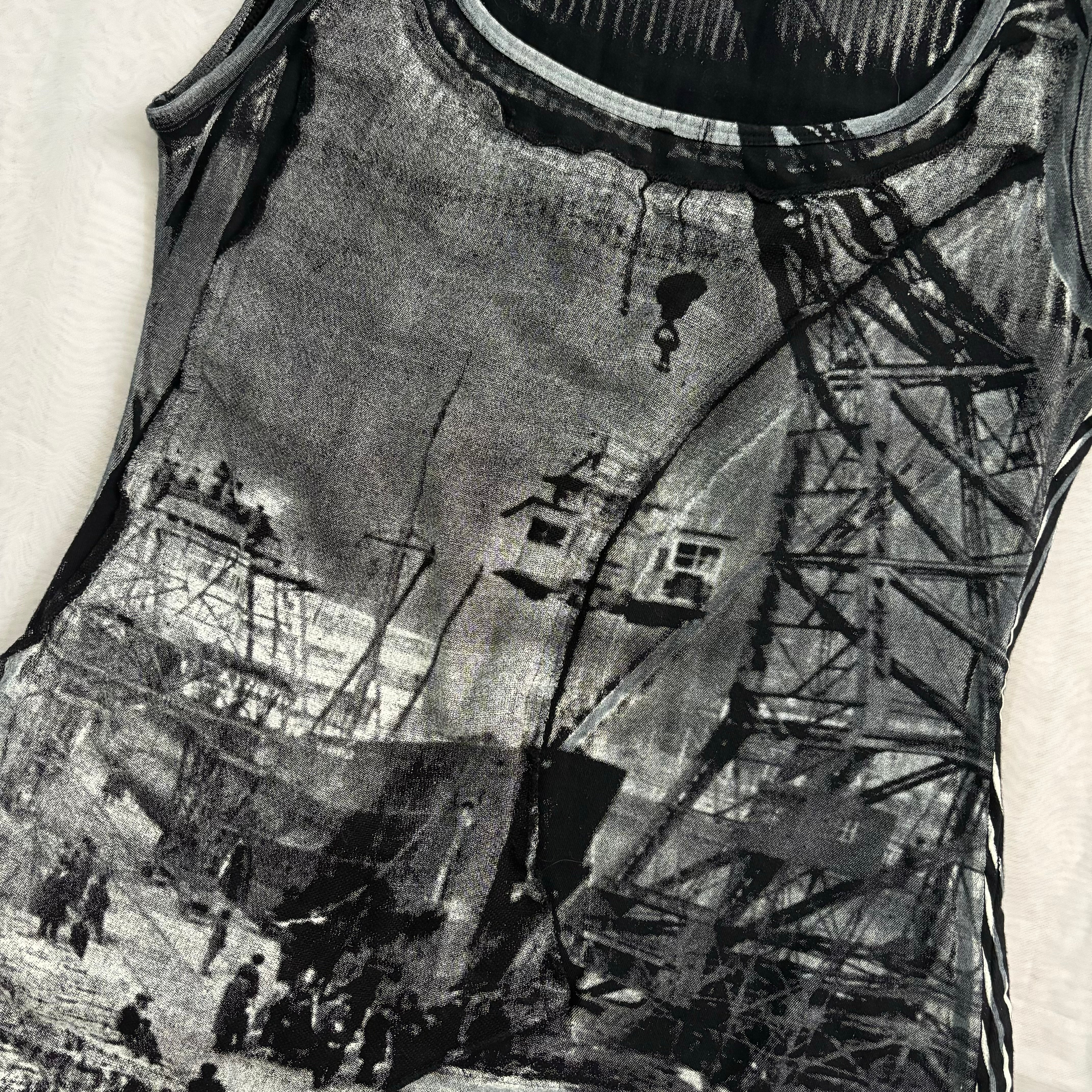 Isabel de Pedro Graphic Top (S) – Holy Thrift