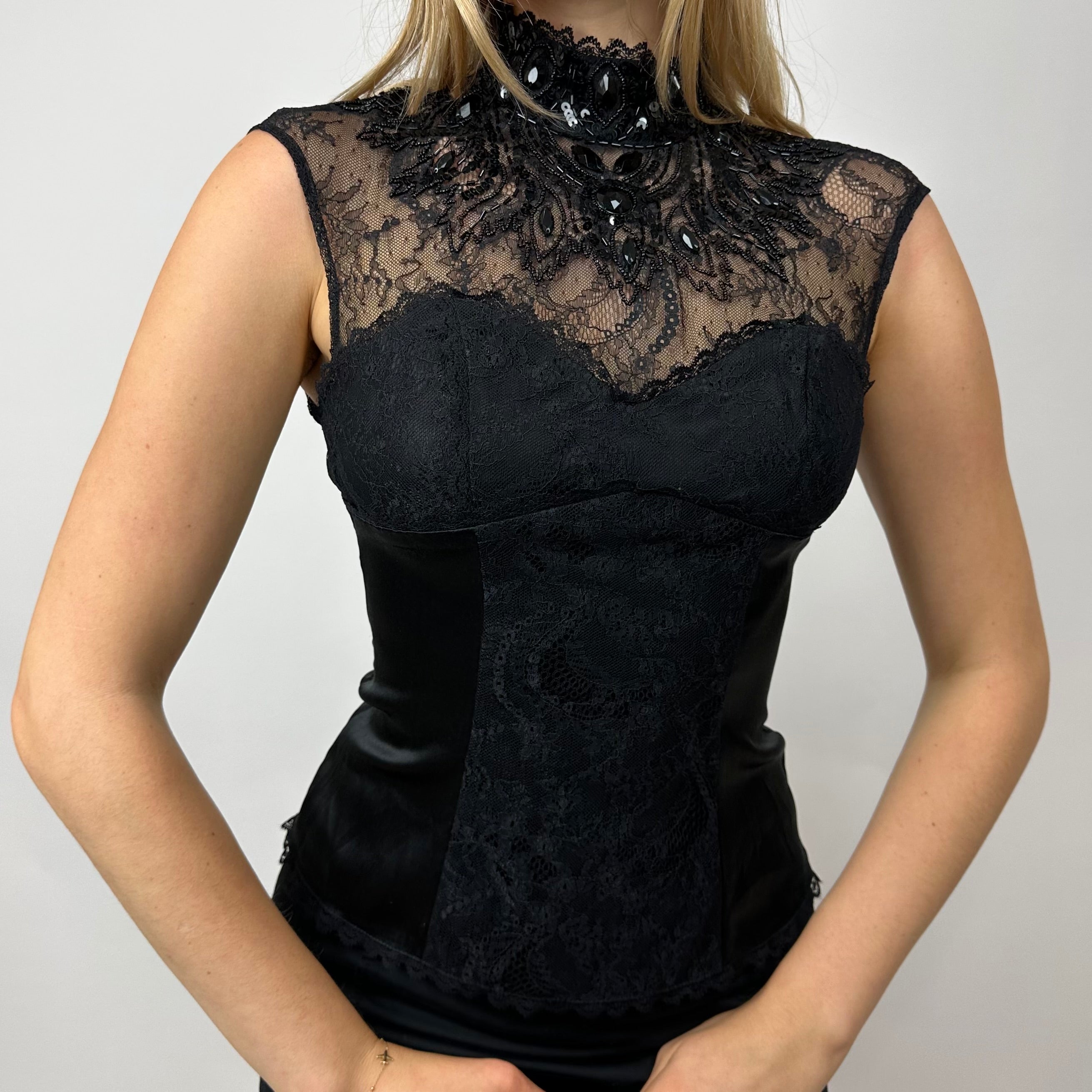 00’s Noir Silk & Lace Blouse (xs/s)
