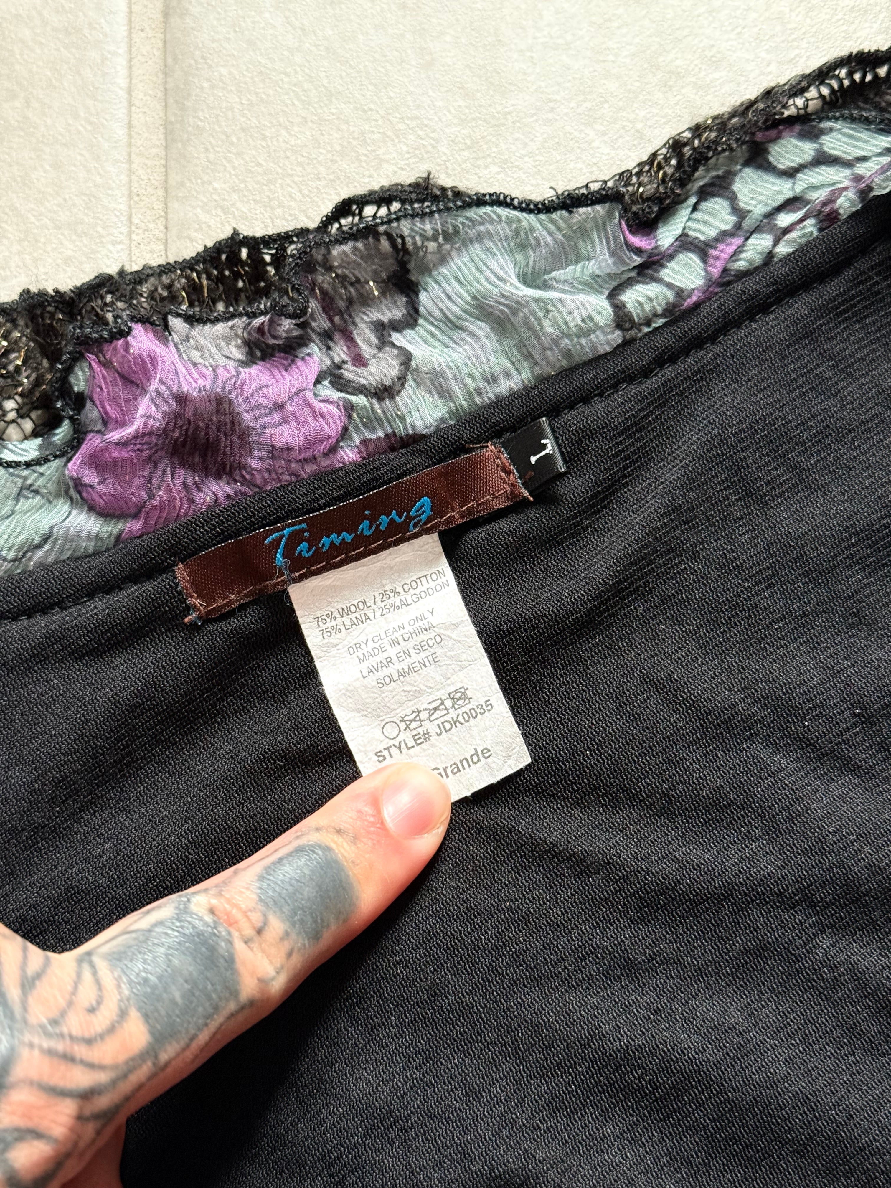 vintage Timing brand Y2K romantic goth knit top (S)