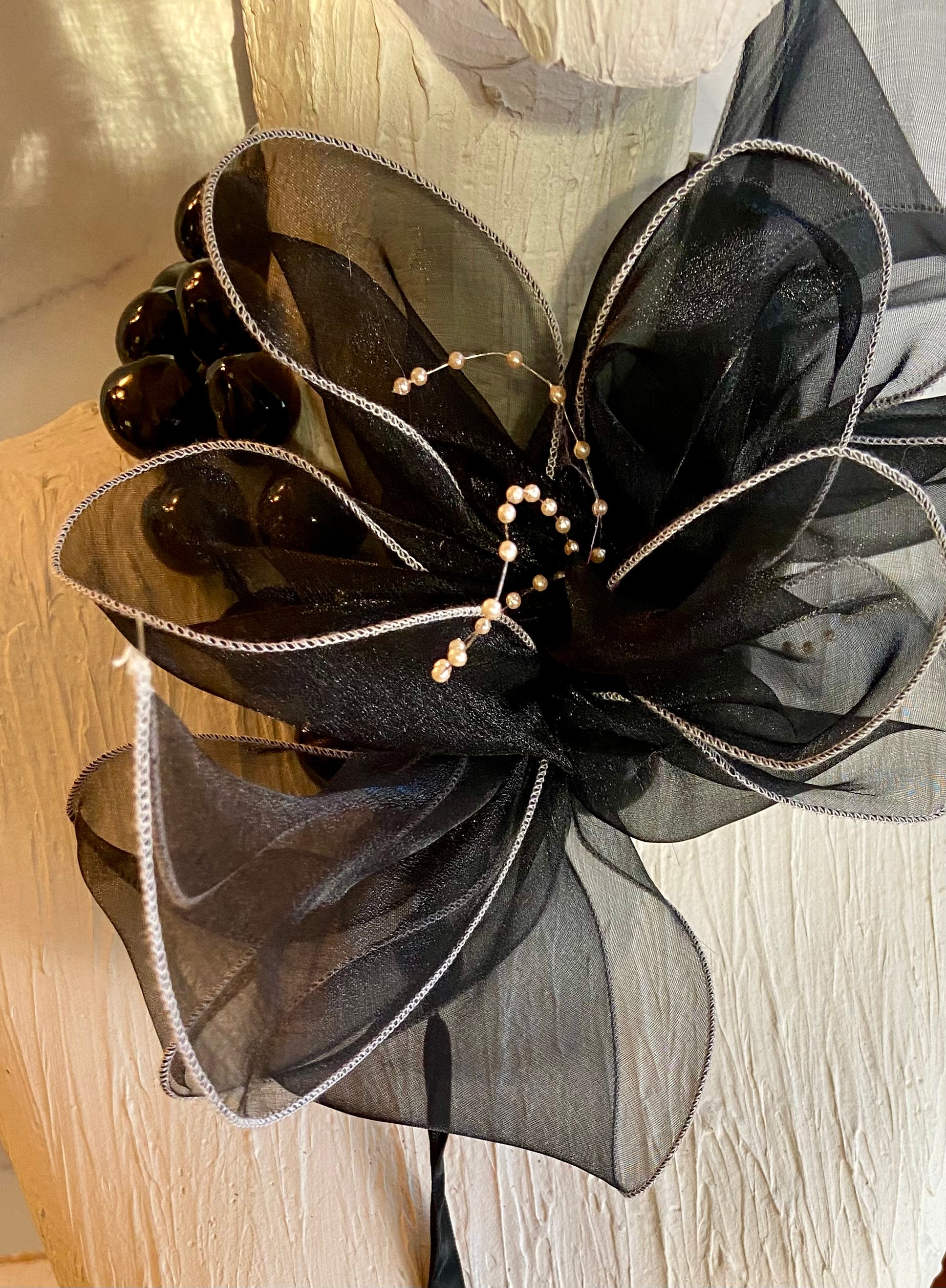 Fluffy black flower belt/ choker