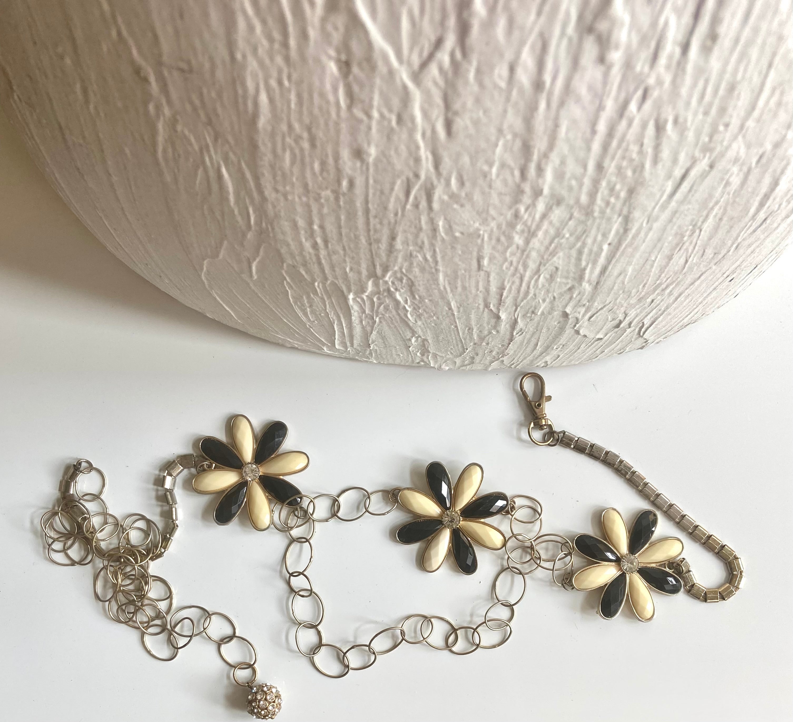 Flowers belt