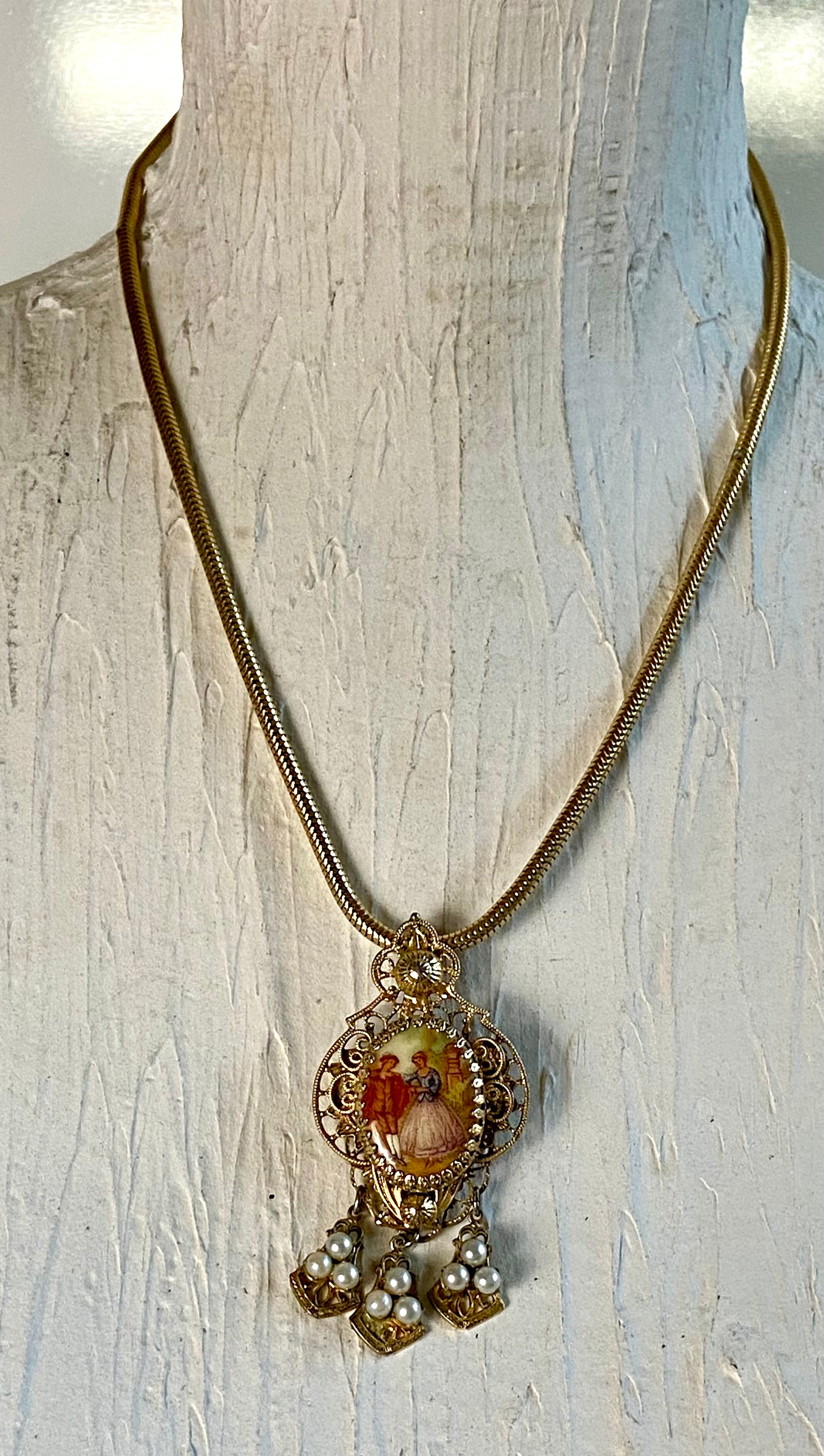 Victorian style necklace