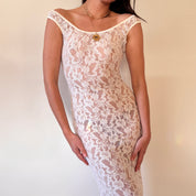 90s White Lace Gown (S/M)