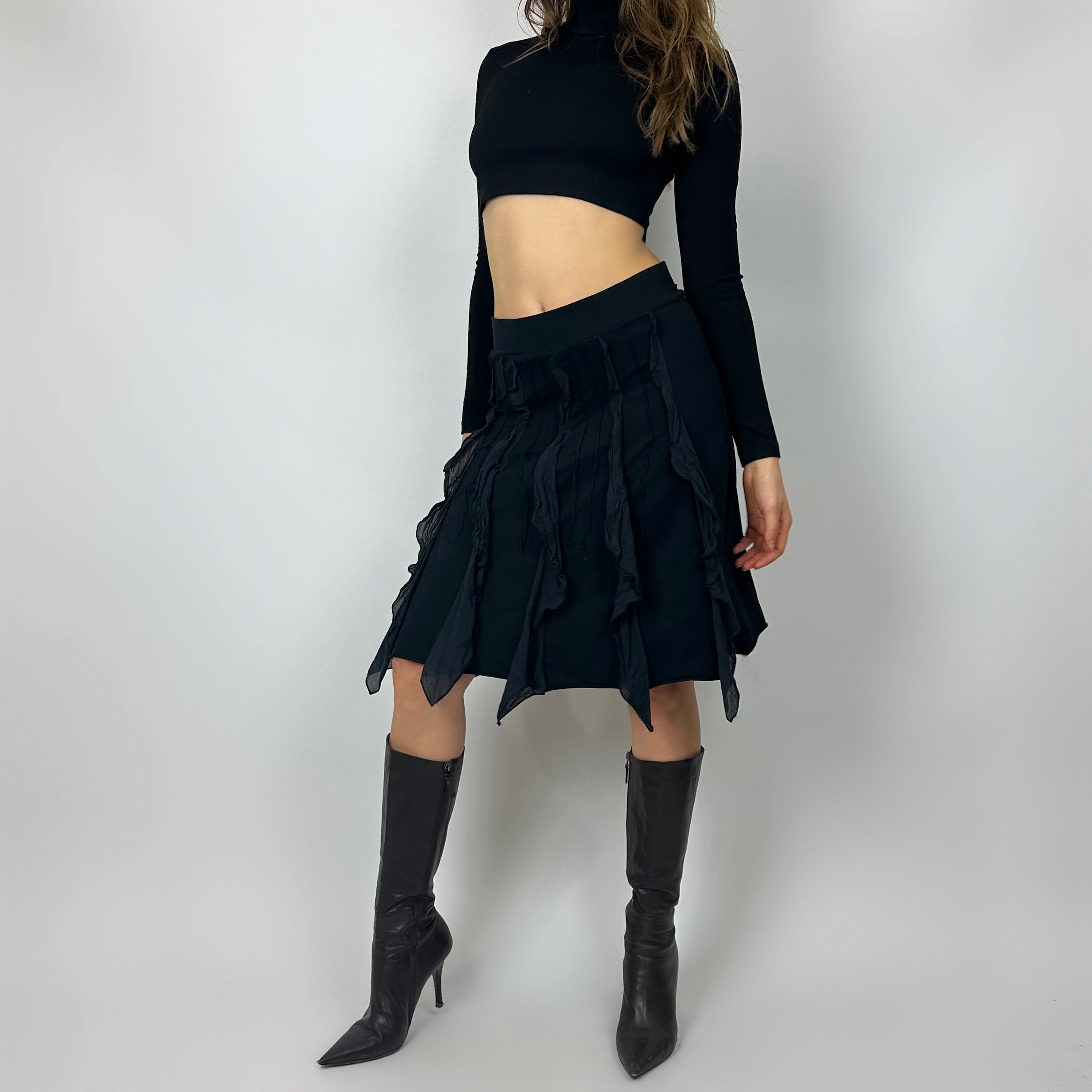 Vintage Cop Copine Black Midi Skirt (s/m)