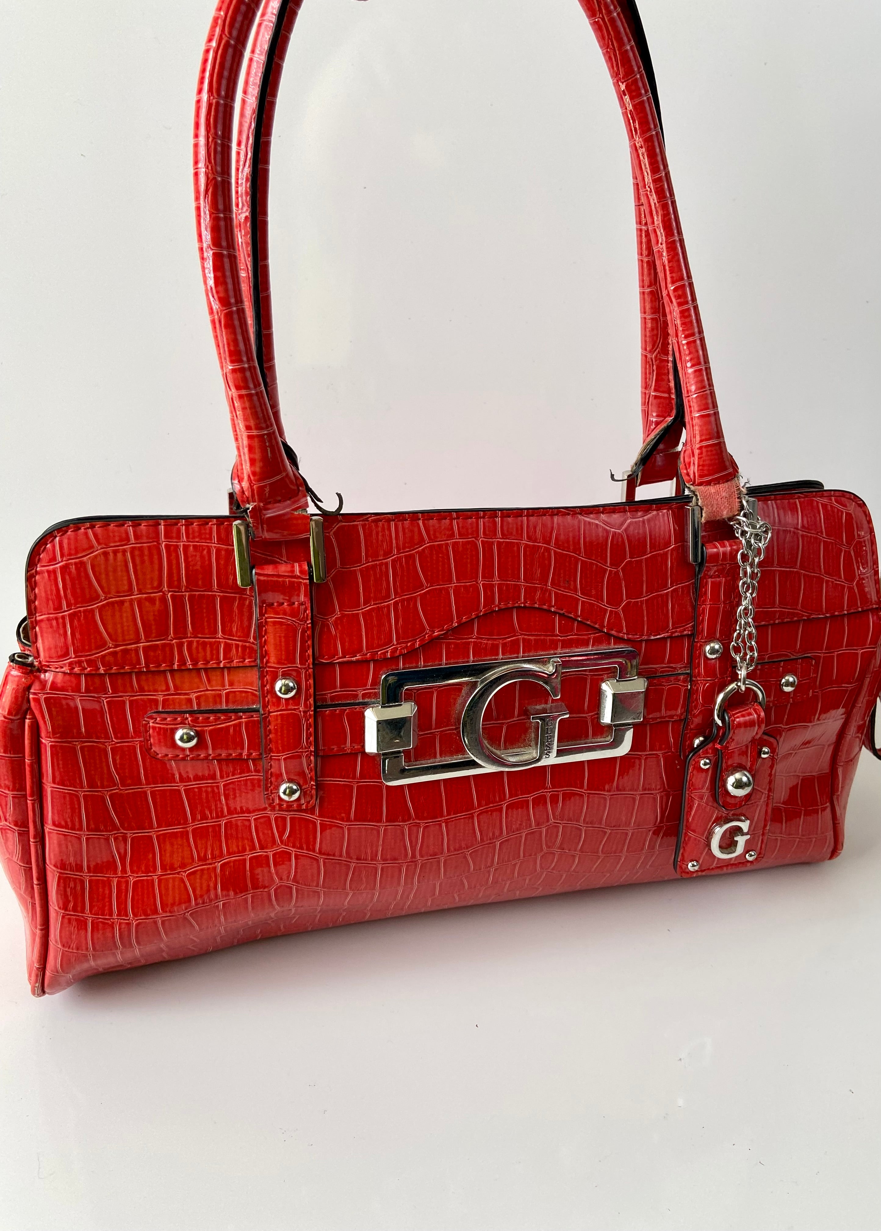 2000s Red Guess Shoulder Bag
