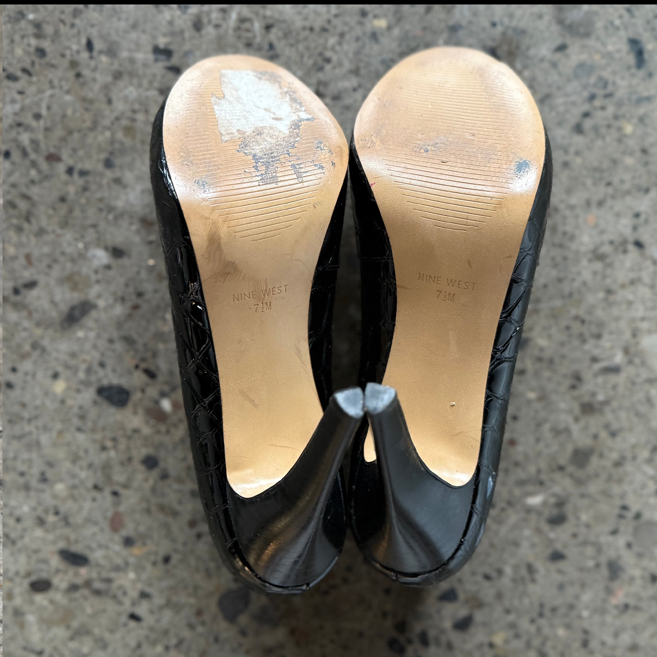 Nine West Croc-Embossed Peep-Toe Heel (7.5)