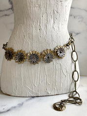 Two colors tone flowers metal belt