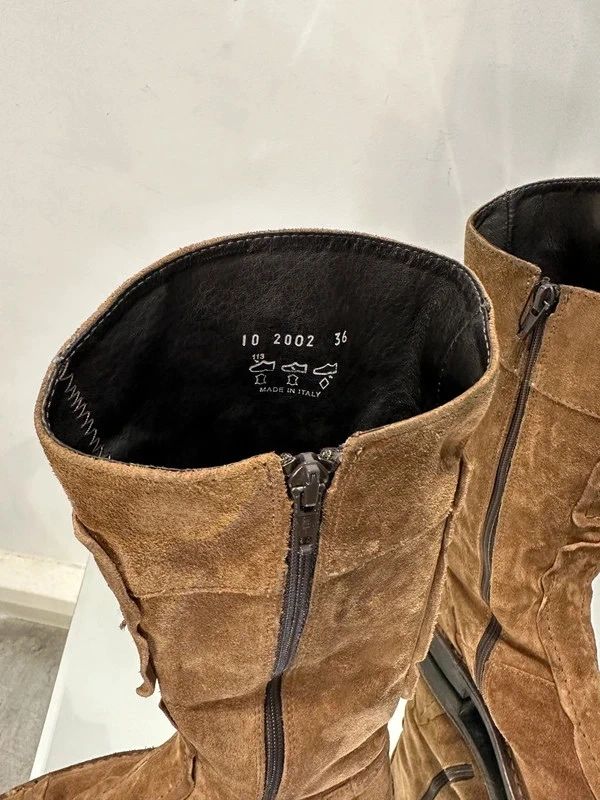 Vintage Boho Italian Brown Suede Knee High Calf Boots (US 5)