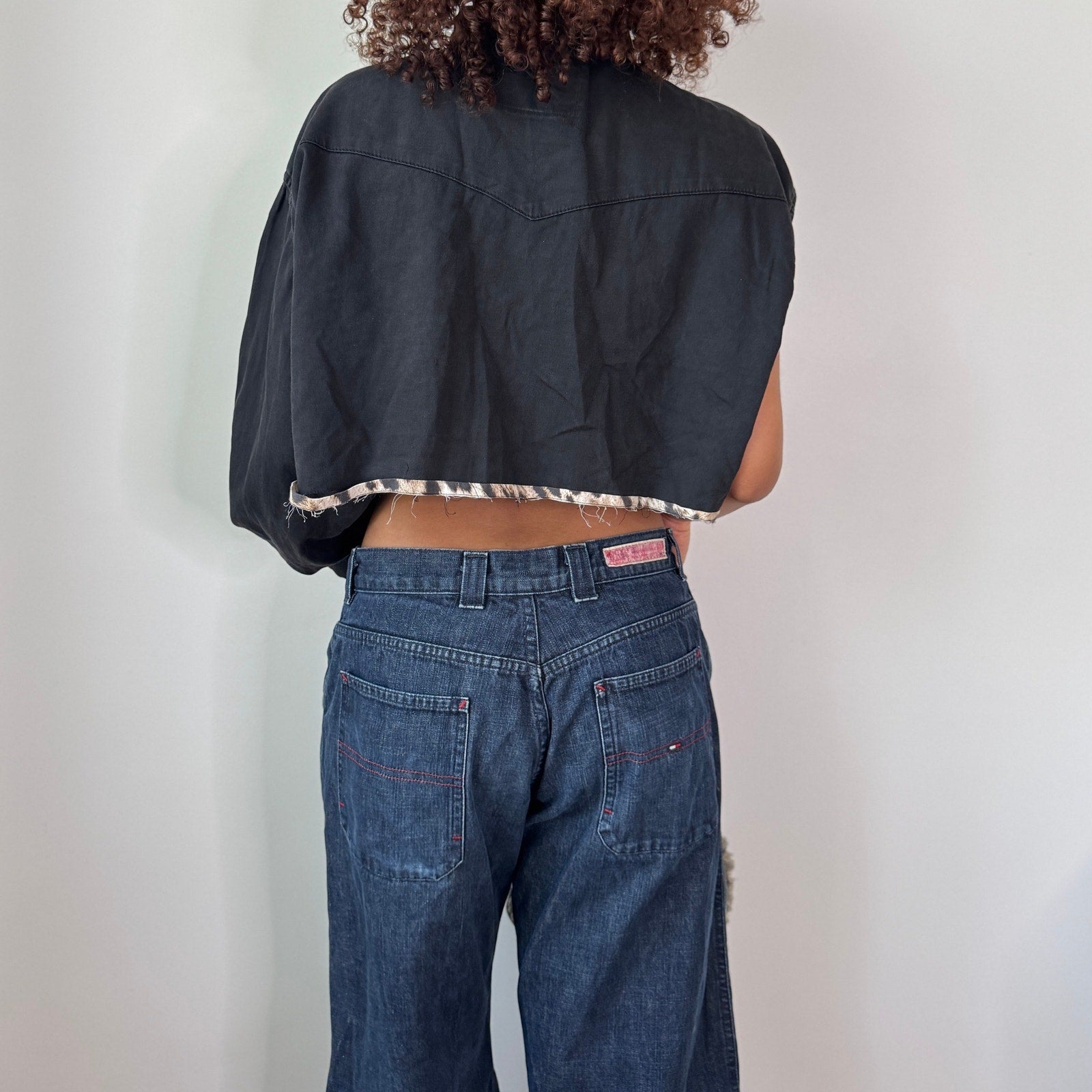 Vintage Levi's Black Denim Cropped Shirt (S)