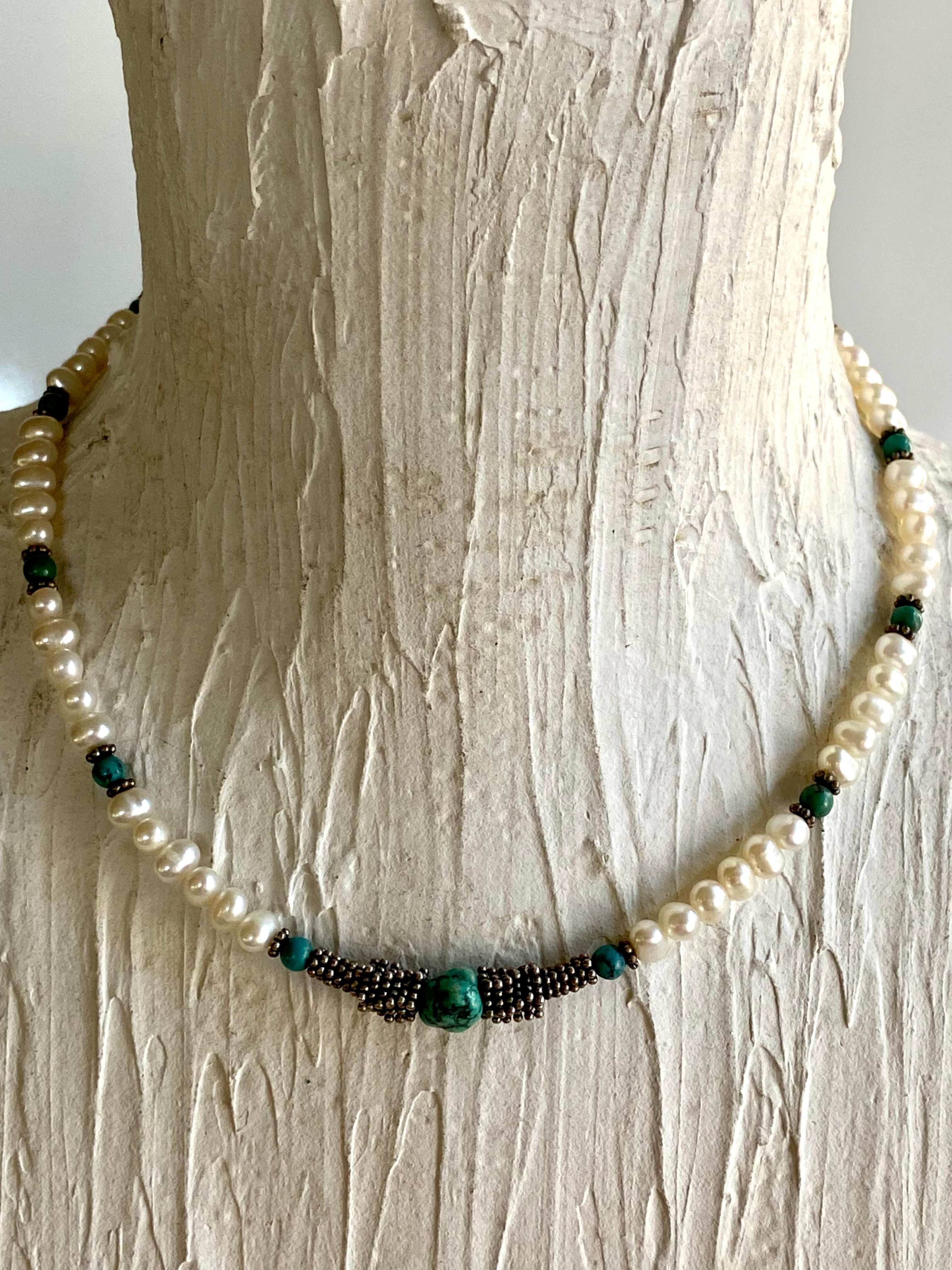 Simply choker