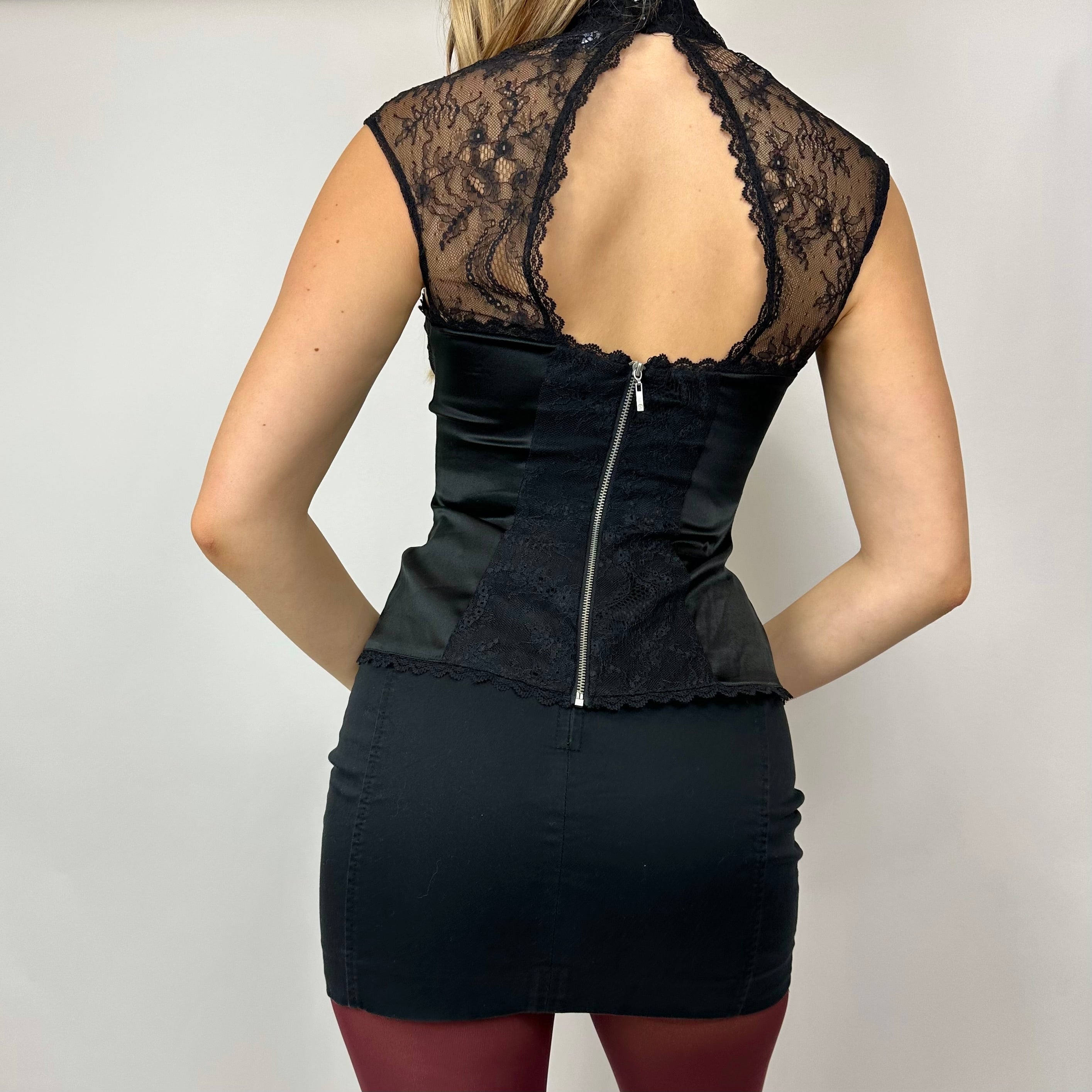 00’s Noir Silk & Lace Blouse (xs/s)