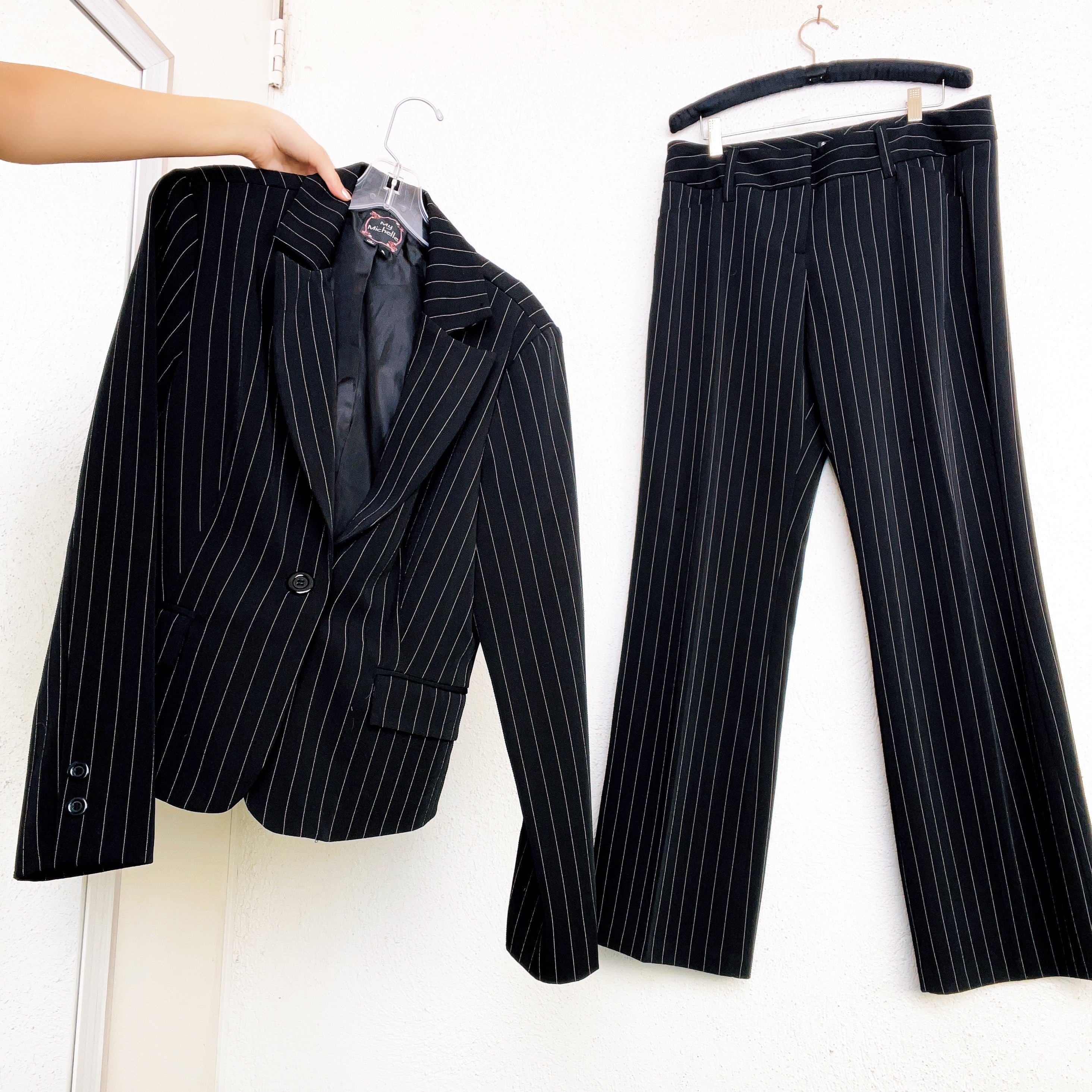 Early 2000s Black Pinstriped Pantsuit (M)