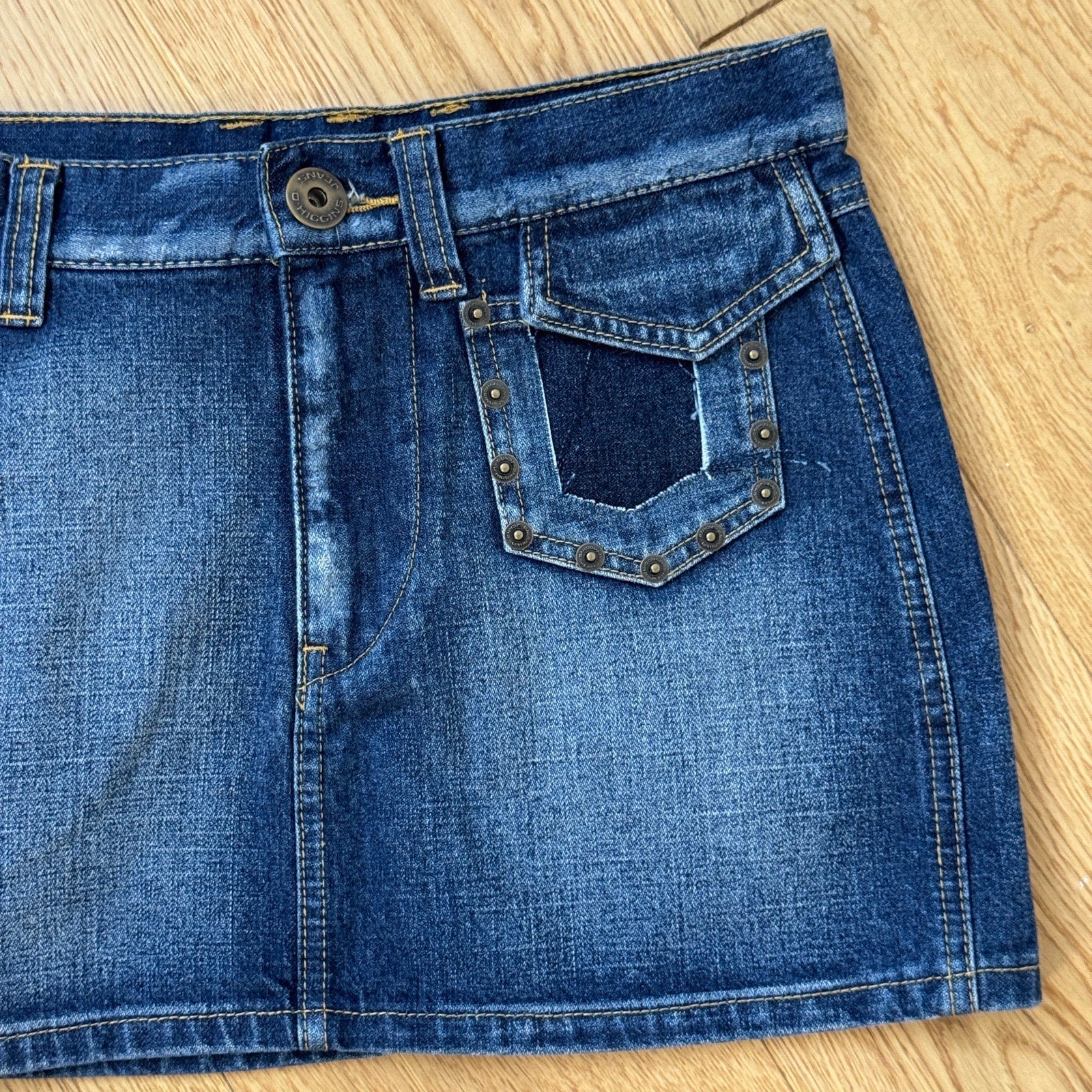 Vintage Patch-Pocket Denim Mini Skirt (XS)