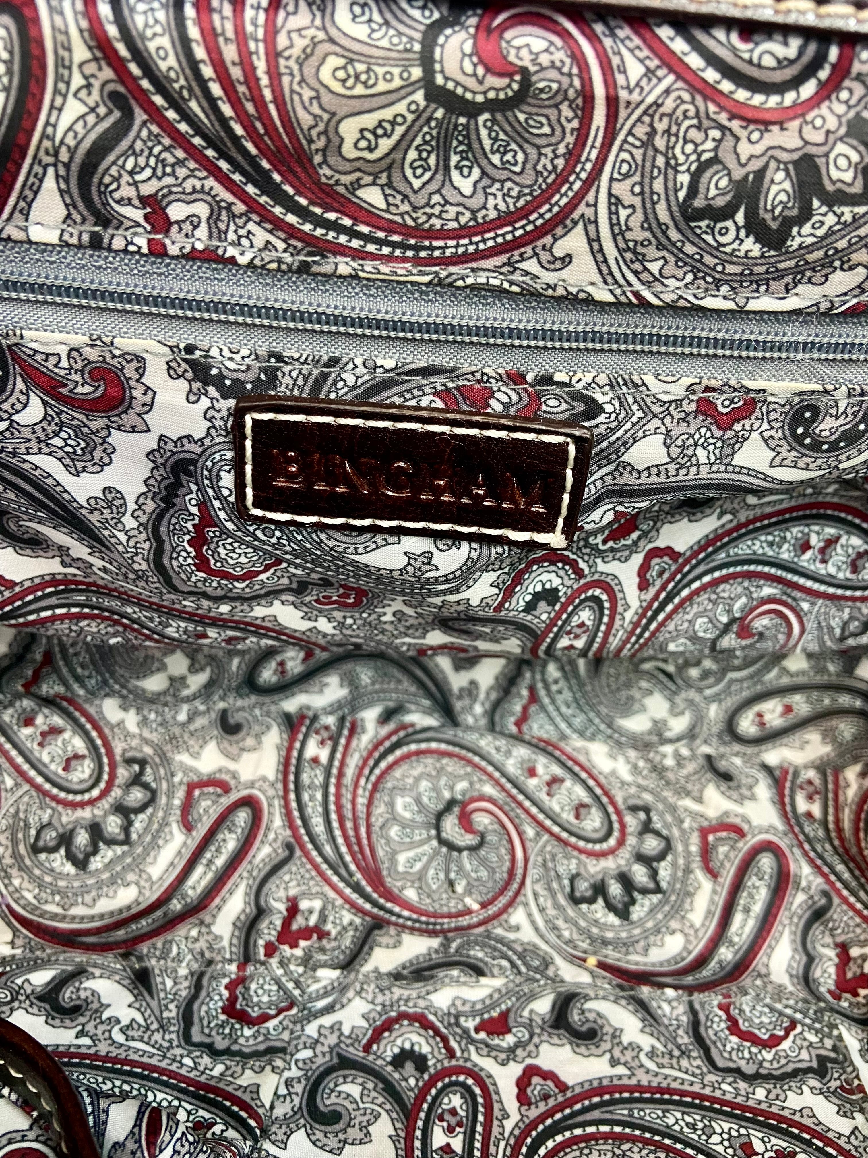 Bingham Western Purse & wallet Brown
Clear Studs