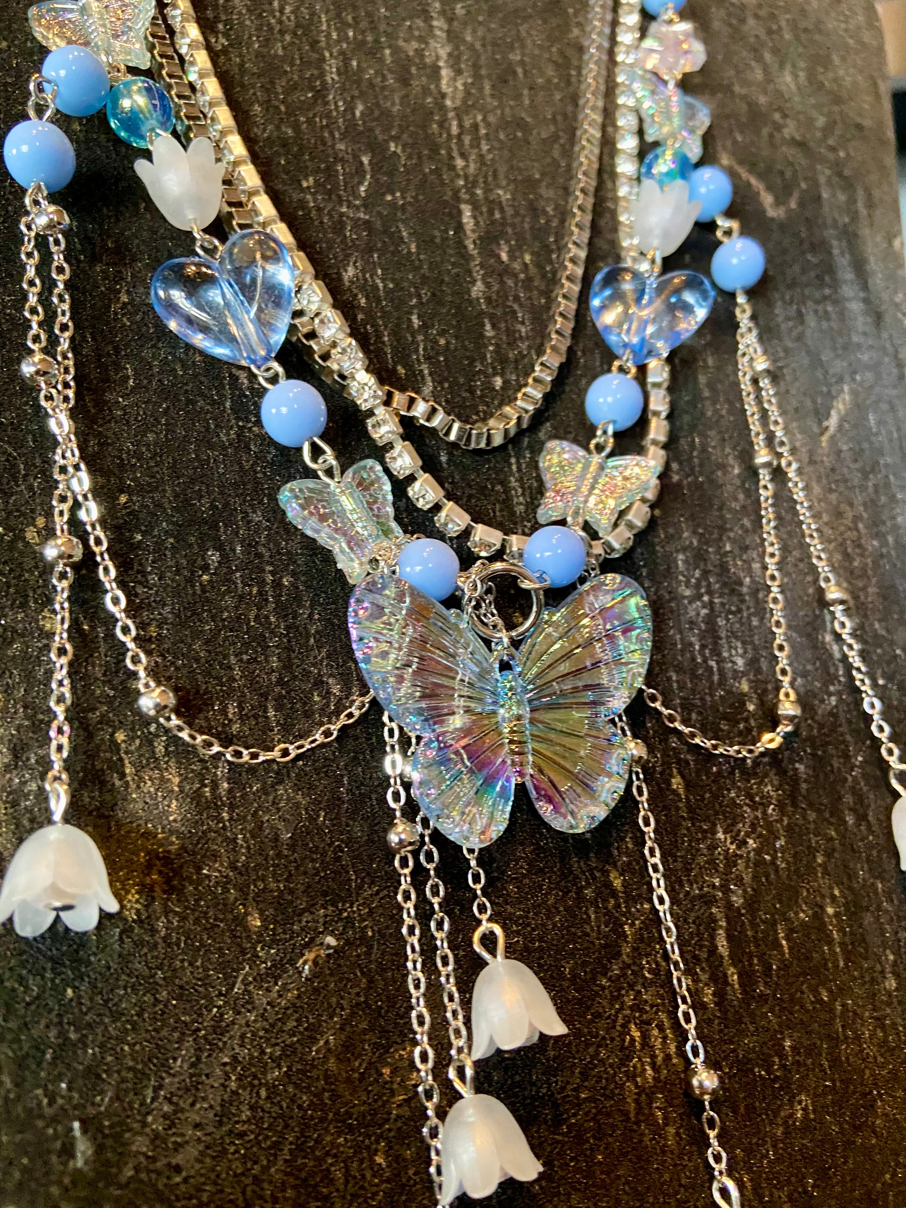 Butterfly and little hearts choker