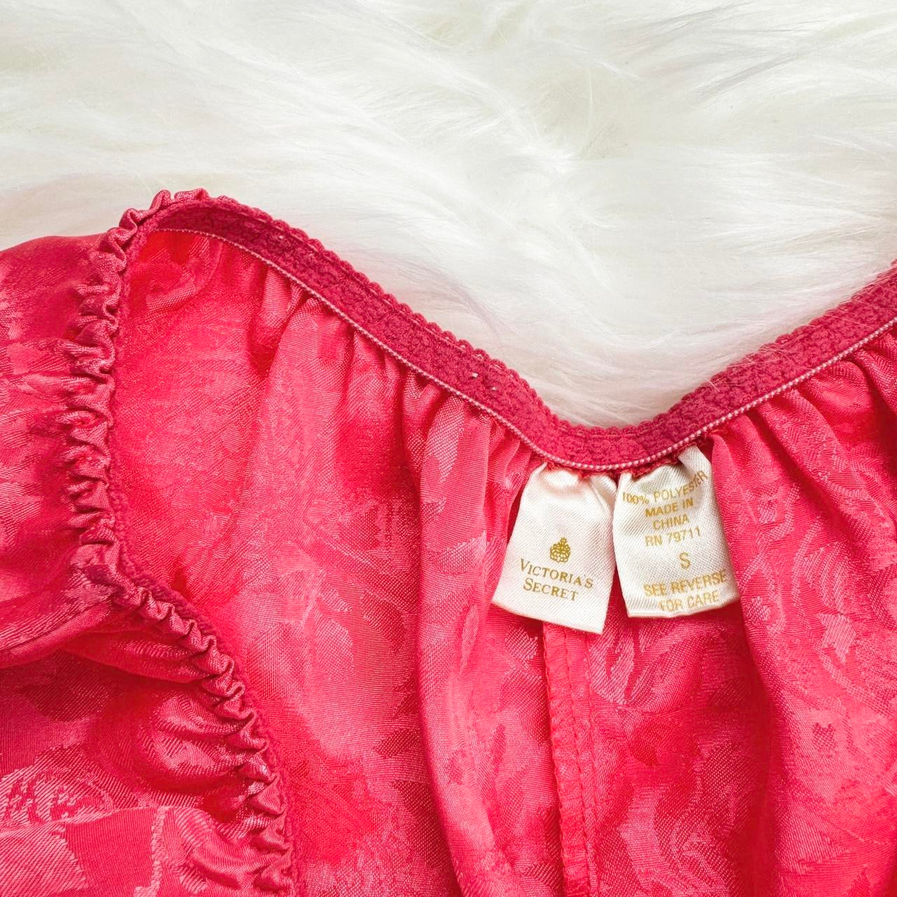 90s VS Embossed Satin Lounge Set (S)