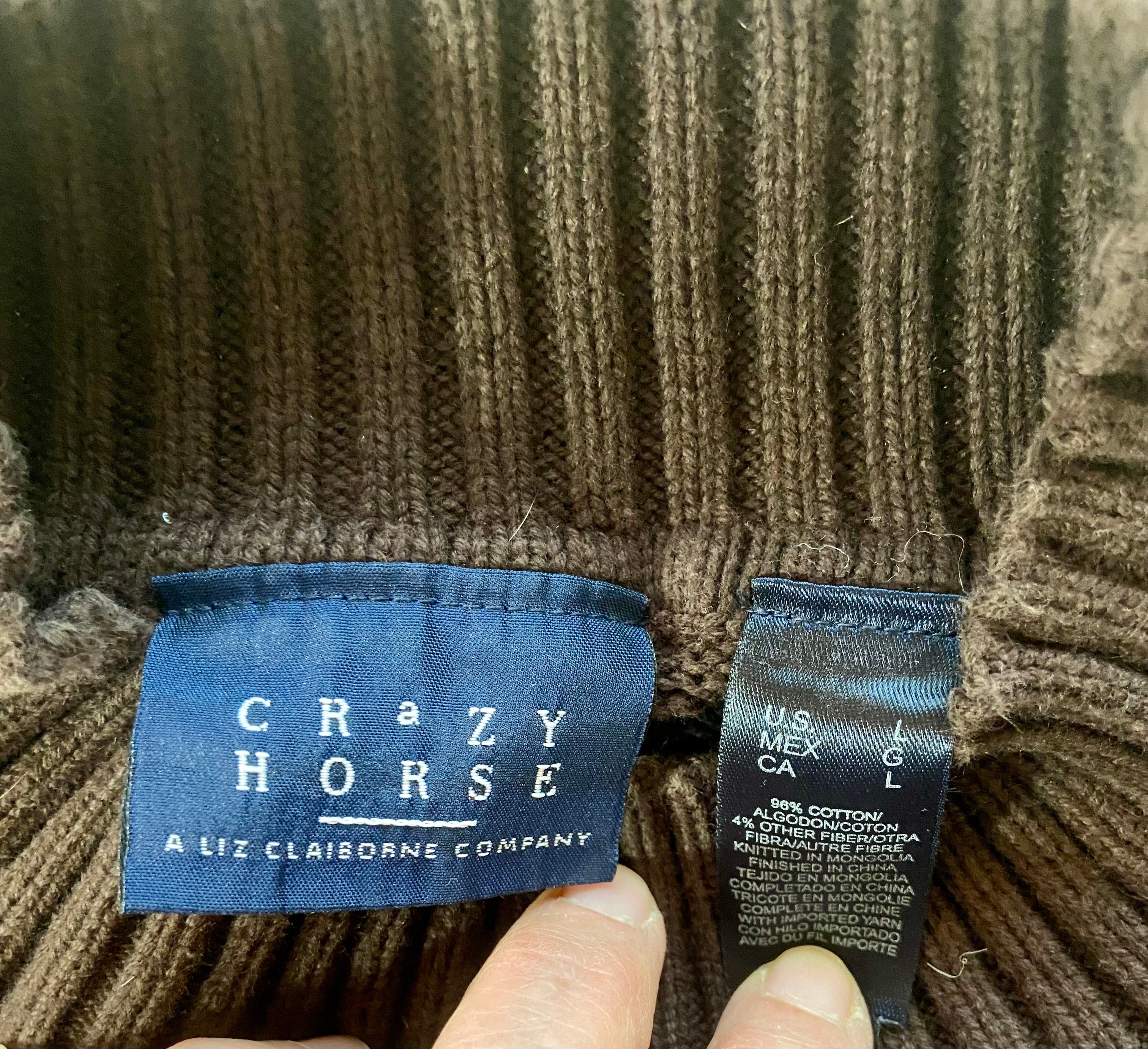 Crazy Horse Mockneck
Sweater Brown Striped