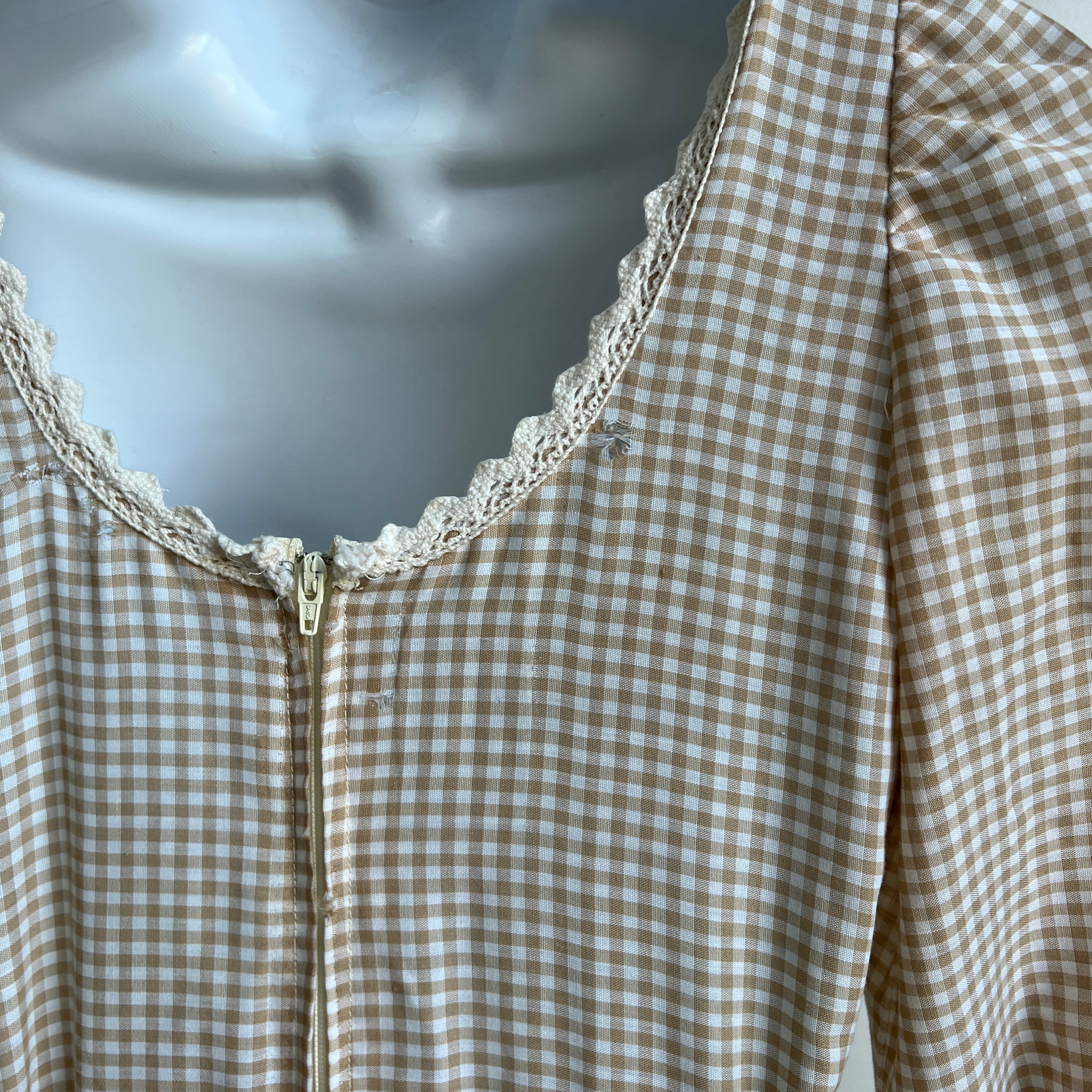 Vintage 70s gingham prairie dress (XS)