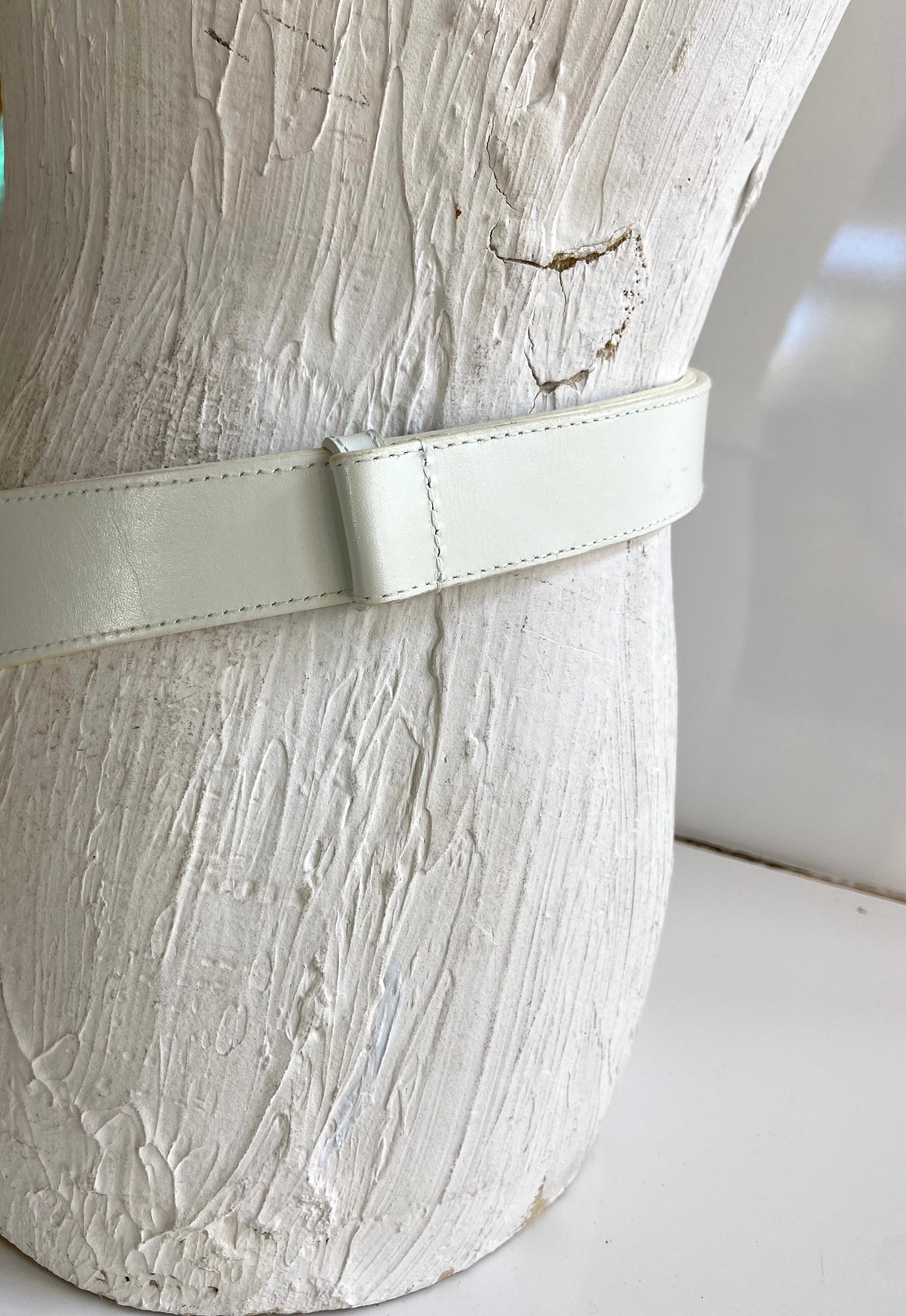 Big circle white belt