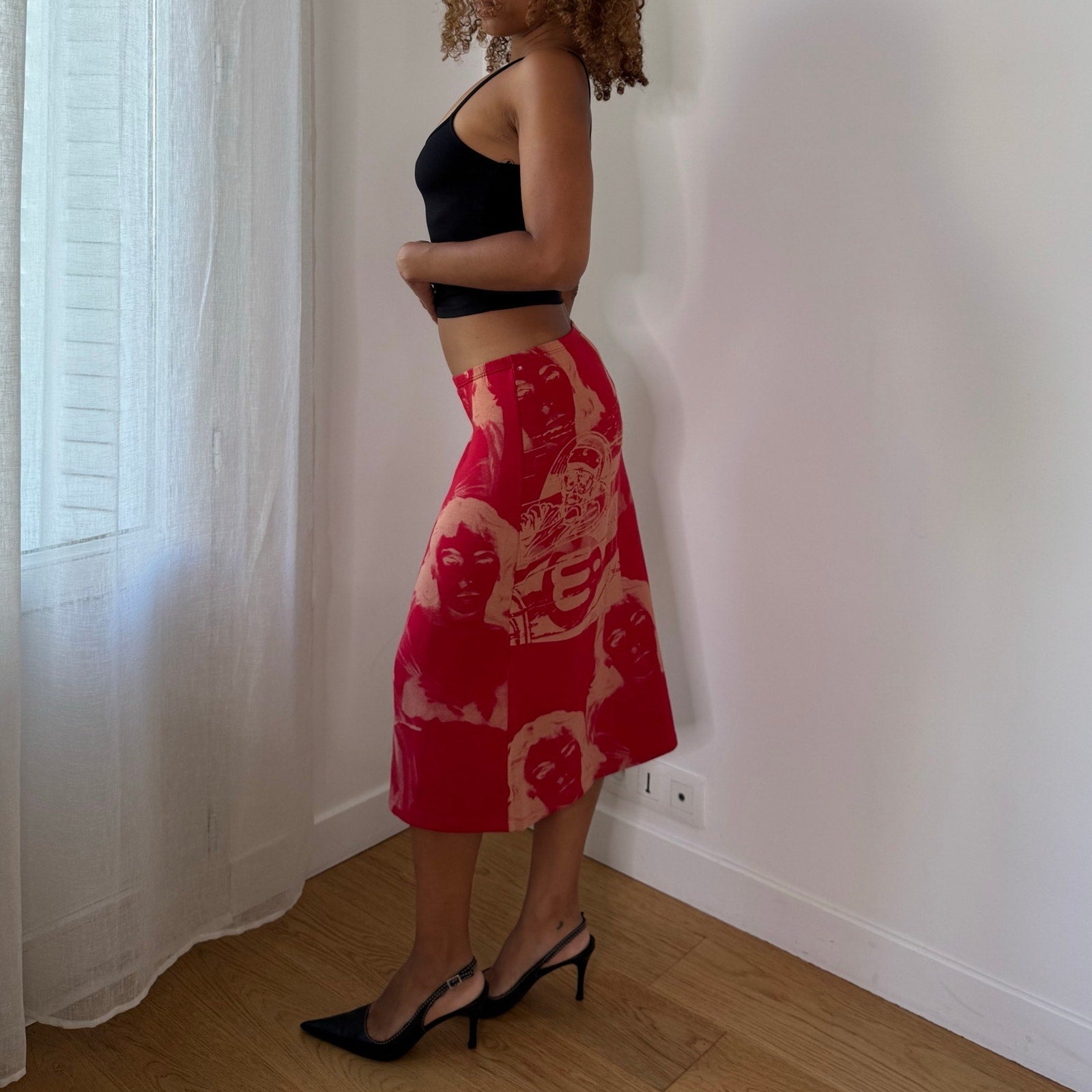 Italian Vintage Red Beige Portrait Face Print Midi Skirt (S)