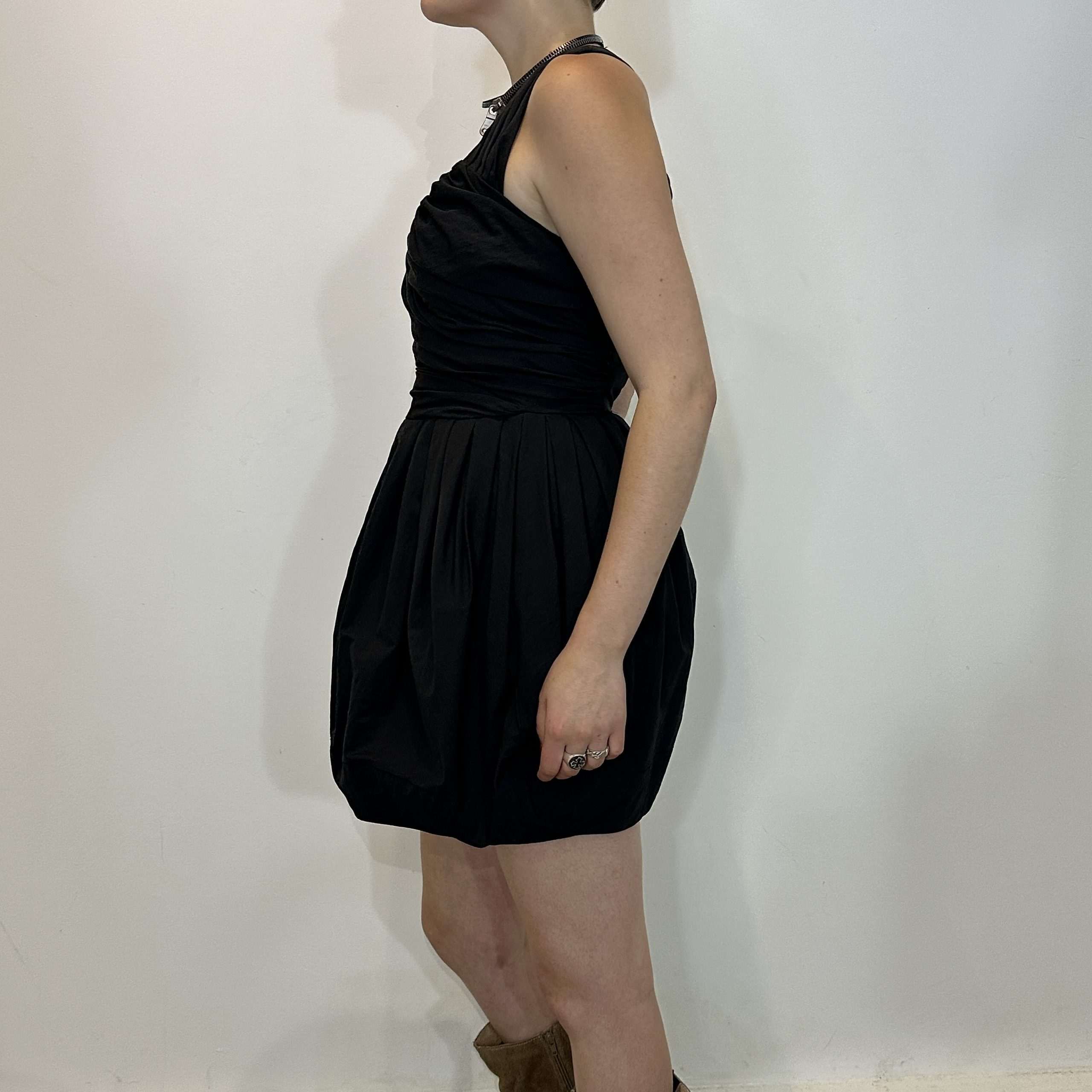 3e4394ad-b3fc-444c-87c9-f12ba19cdd7e.jpg
