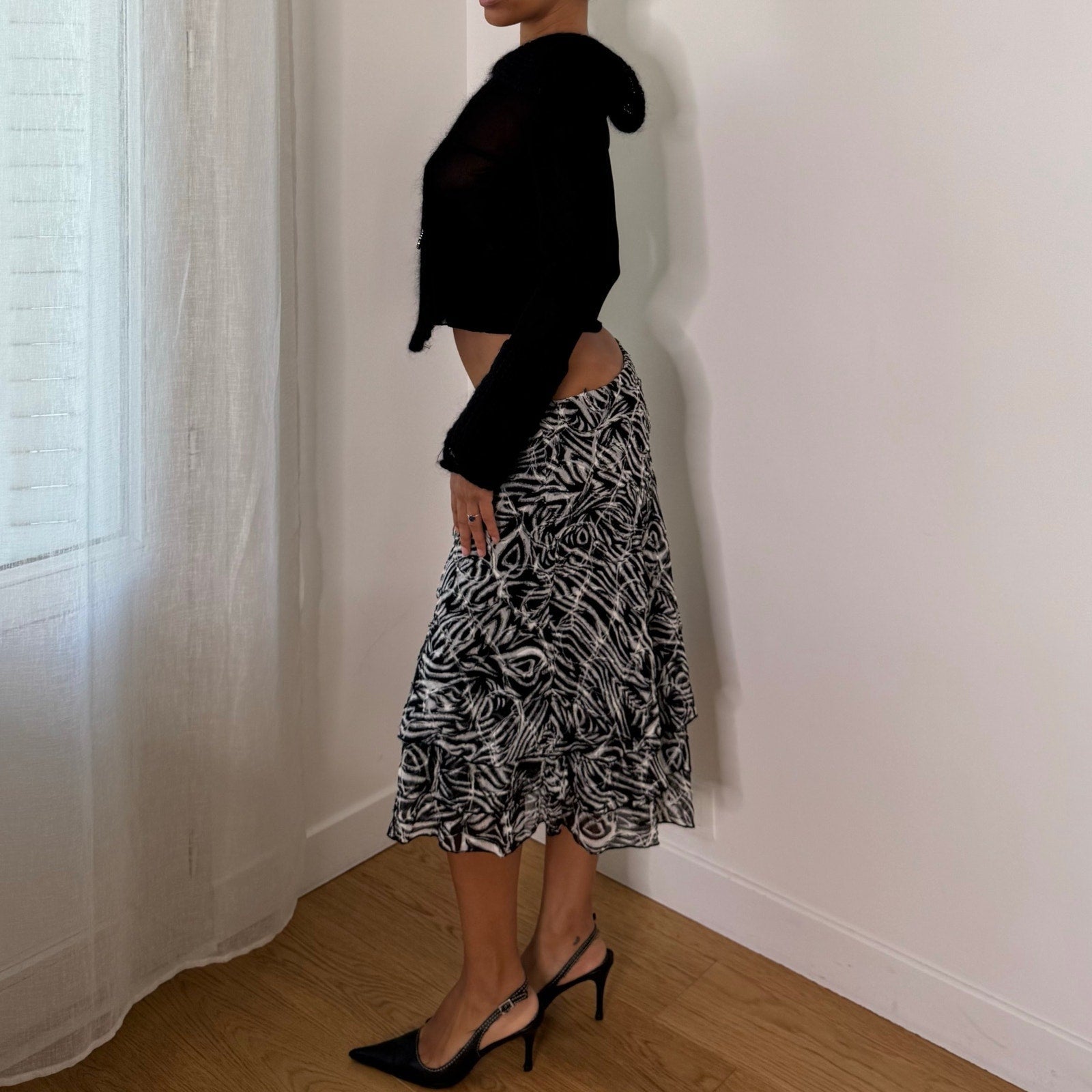 Italian vintage black & white abstract zebra print mesh midi skirt with ruffled hem