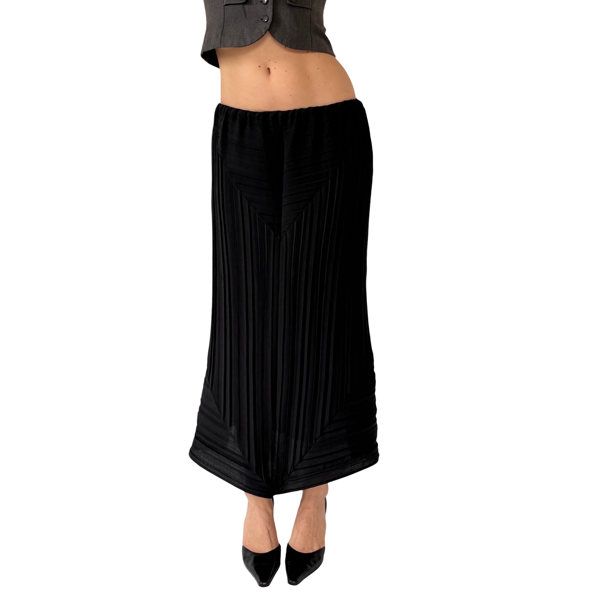 90s Noir Textured Maxi Skirt (M)