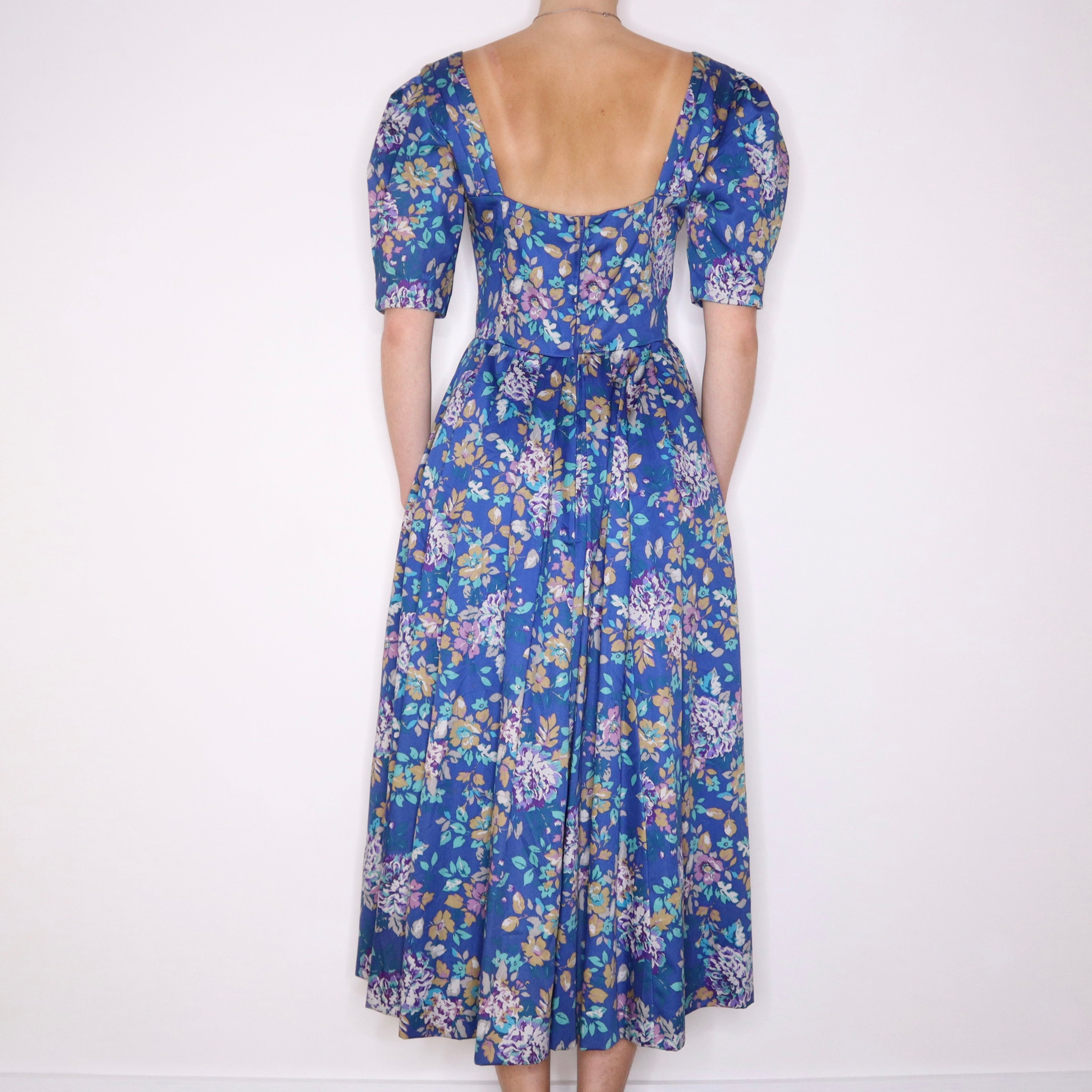 90s LAURA ASHLEY Blue Floral Maxi Dress (M)