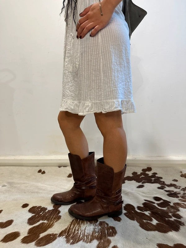 Vintage Cotton Milkmaid Mini Dress with Capped Sleeves and Tie Back Pockets