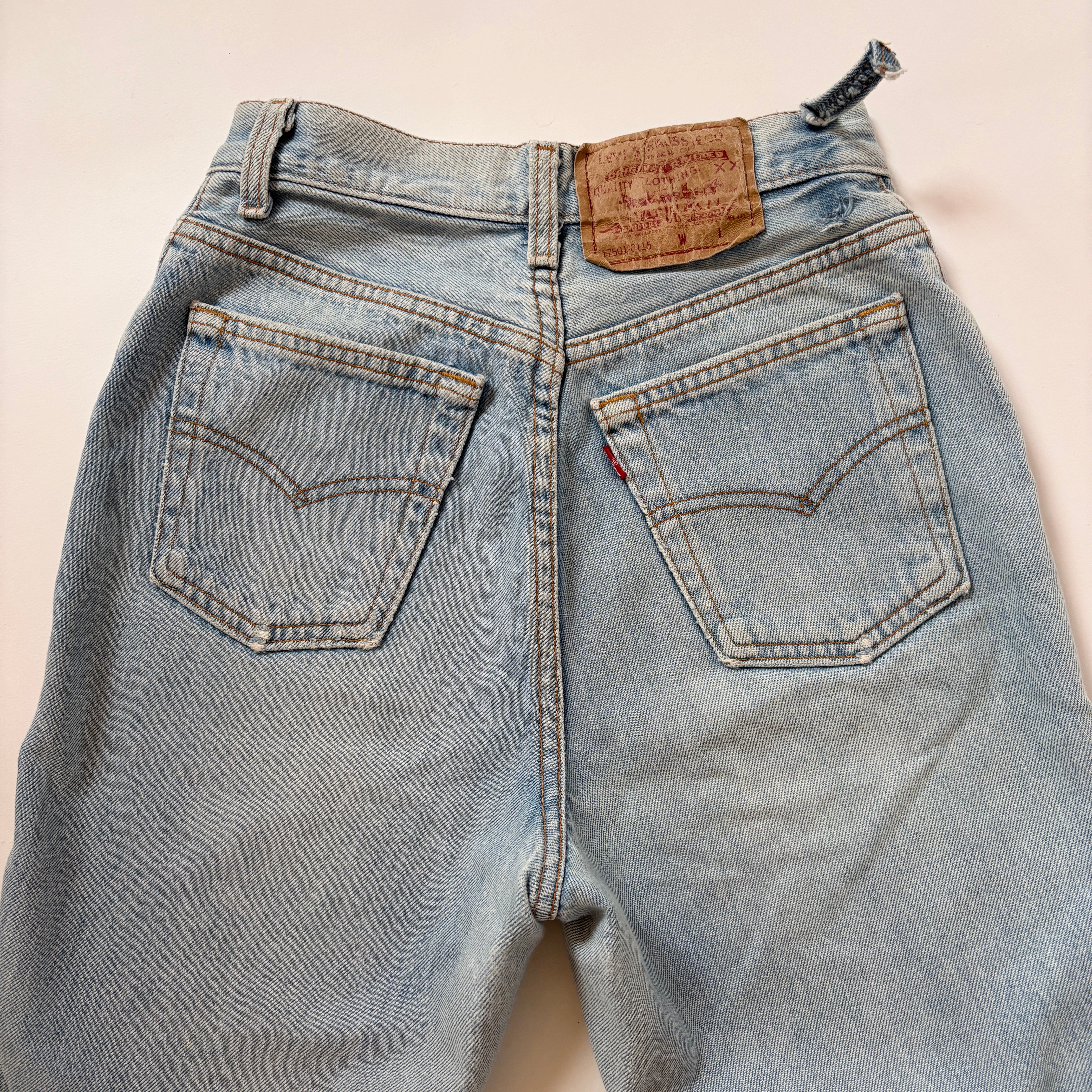 Levi's 80s 501 Jeans (XS) – Holy Thrift