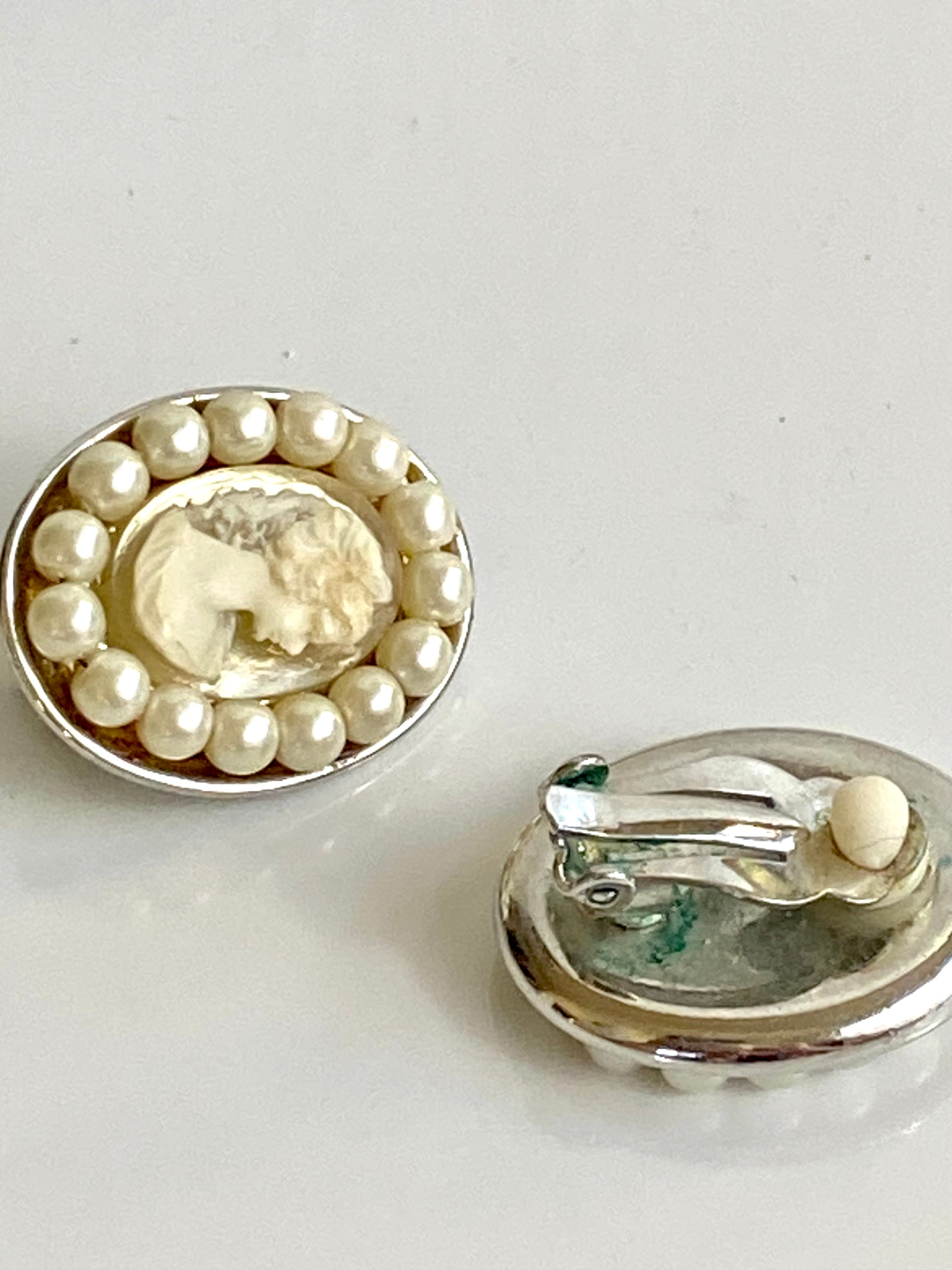 Vintage earring