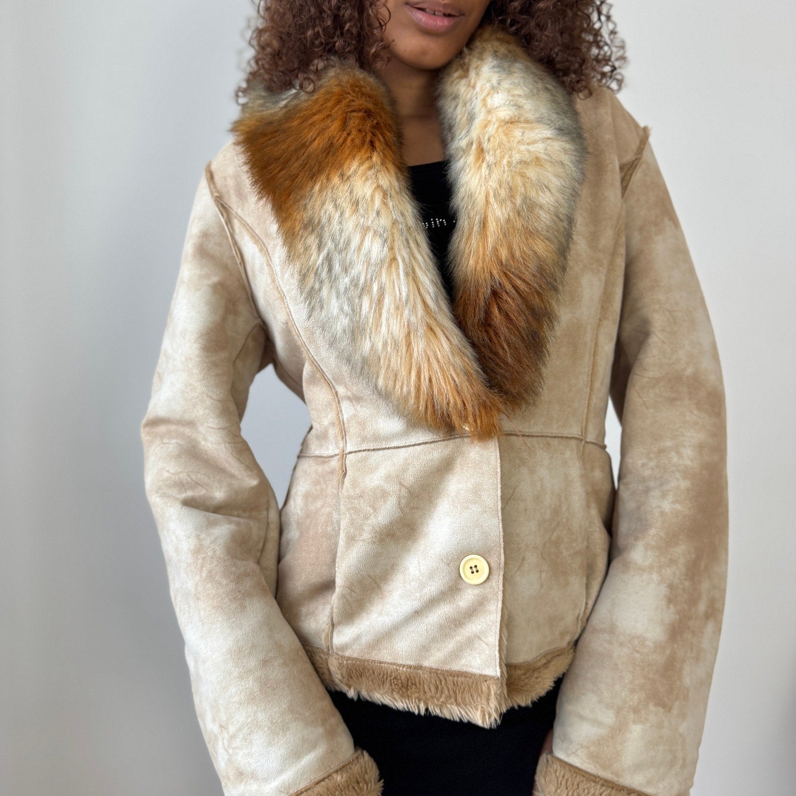 Vintage Italian Suede Jacket with Fur Collar (S/M)