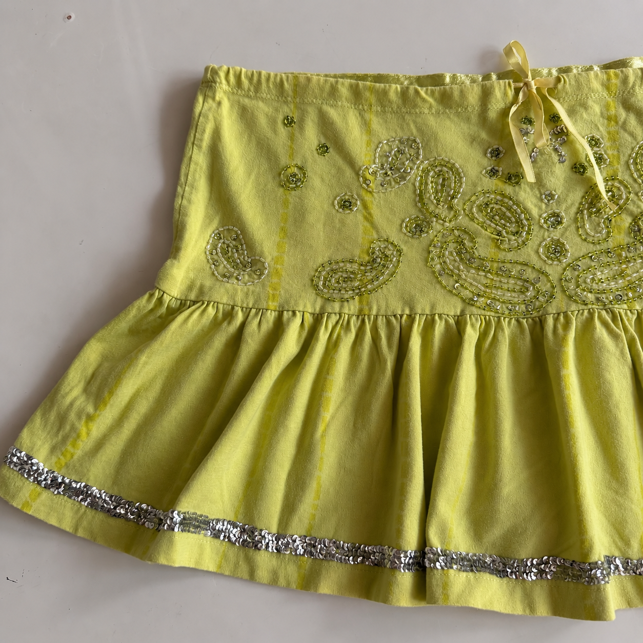 Y2k Wet Seal Beaded Mini Skirt (M)