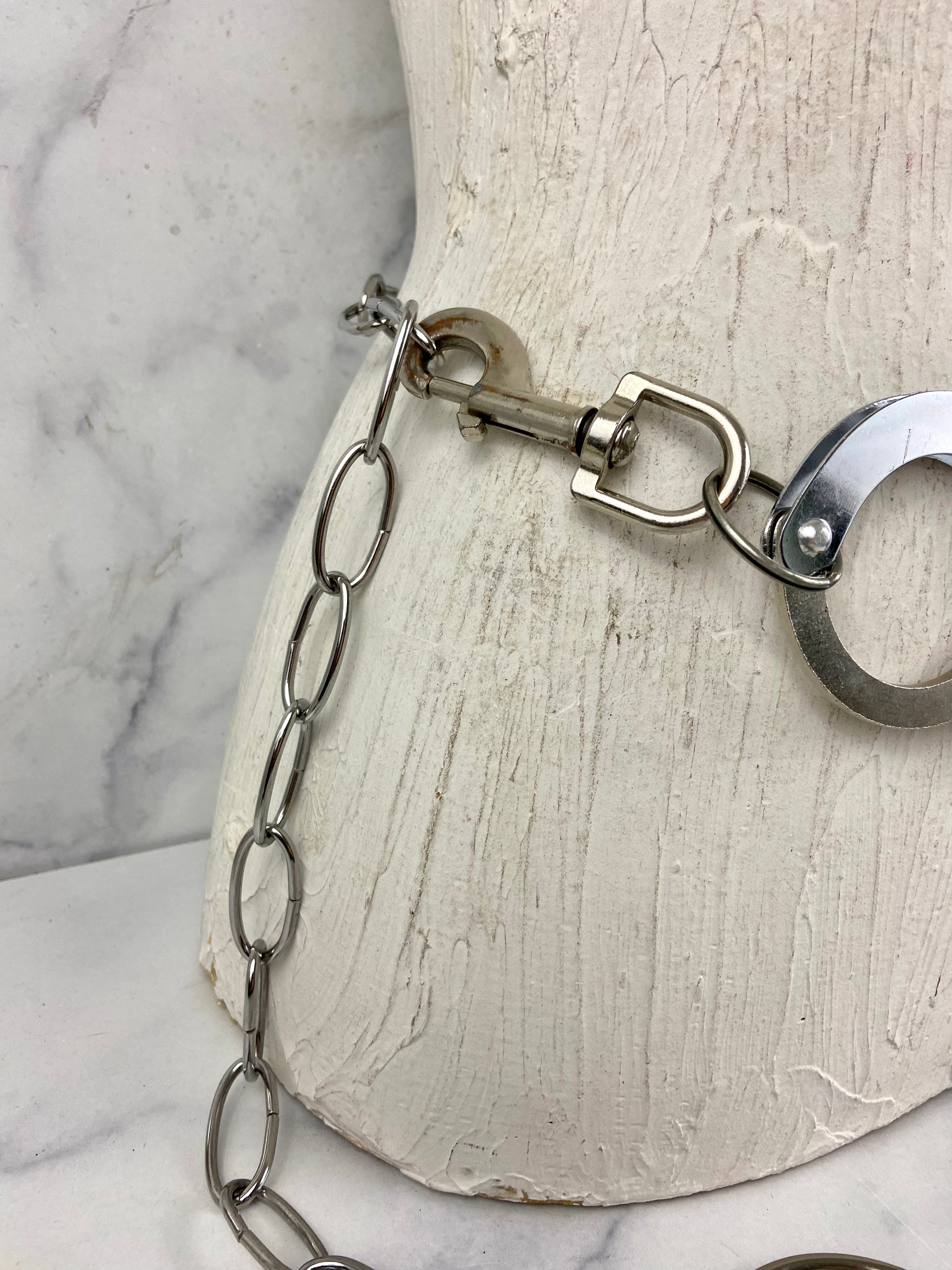 I have the 🔐 keys belt