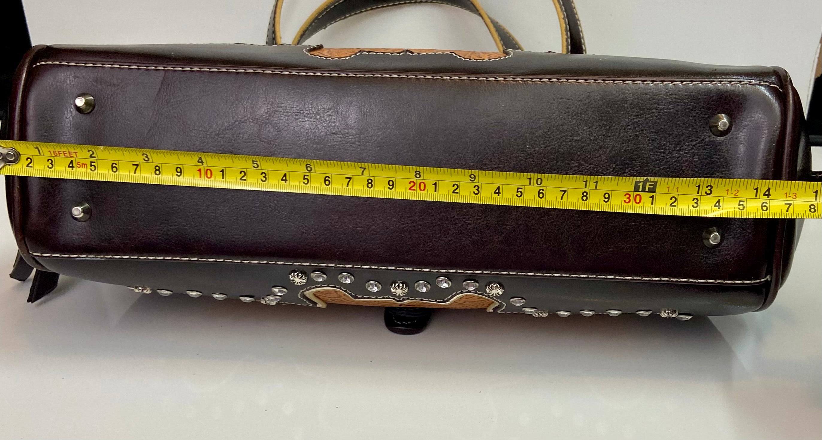 Bingham Western Purse & wallet Brown
Clear Studs