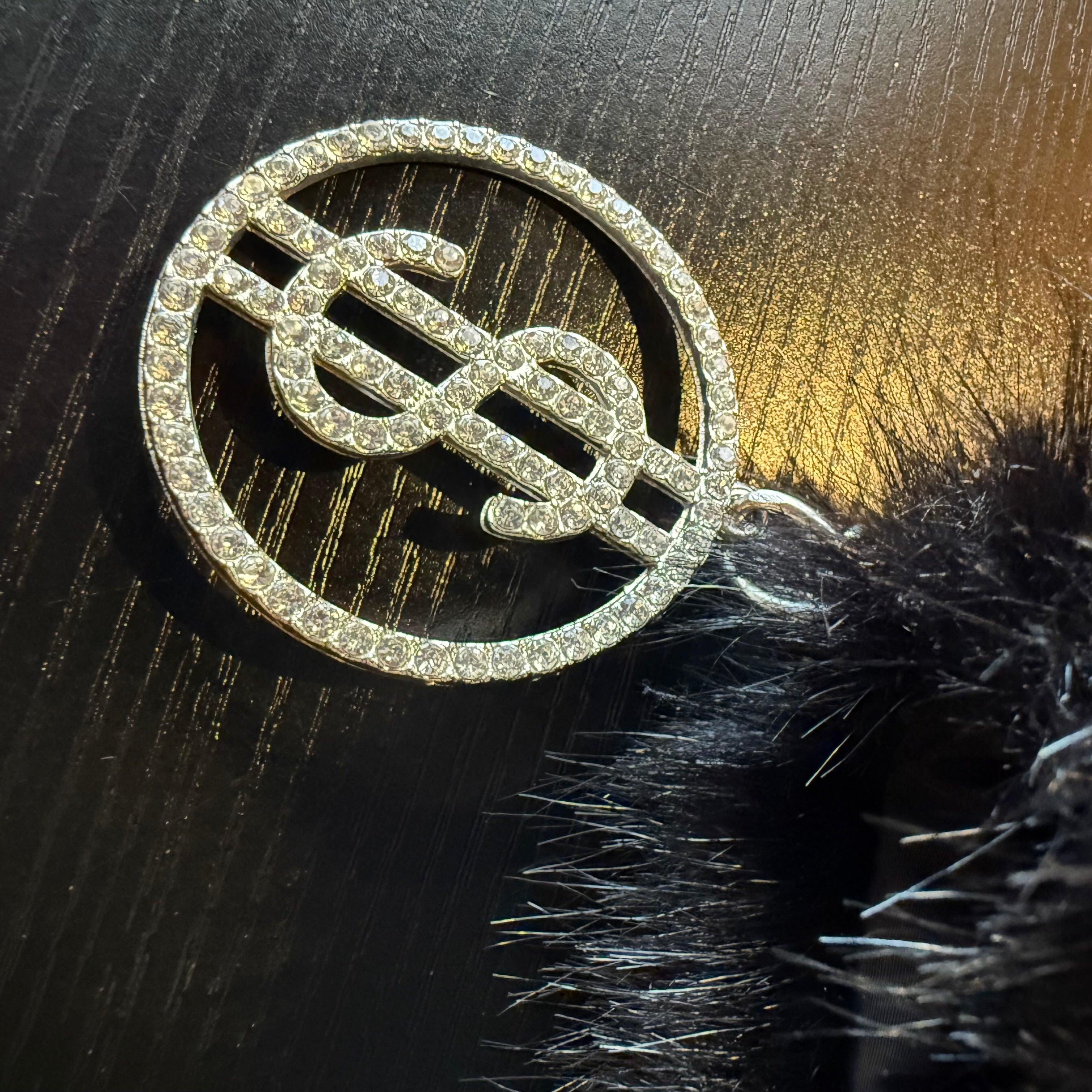 Luck & cash belt / top