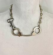 Handcuffs choker