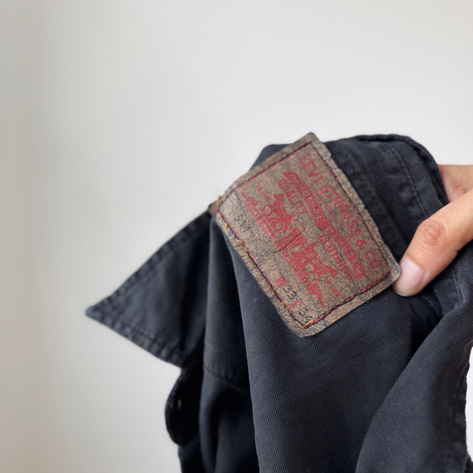 Vintage Levi's Black Denim Cropped Shirt (S)