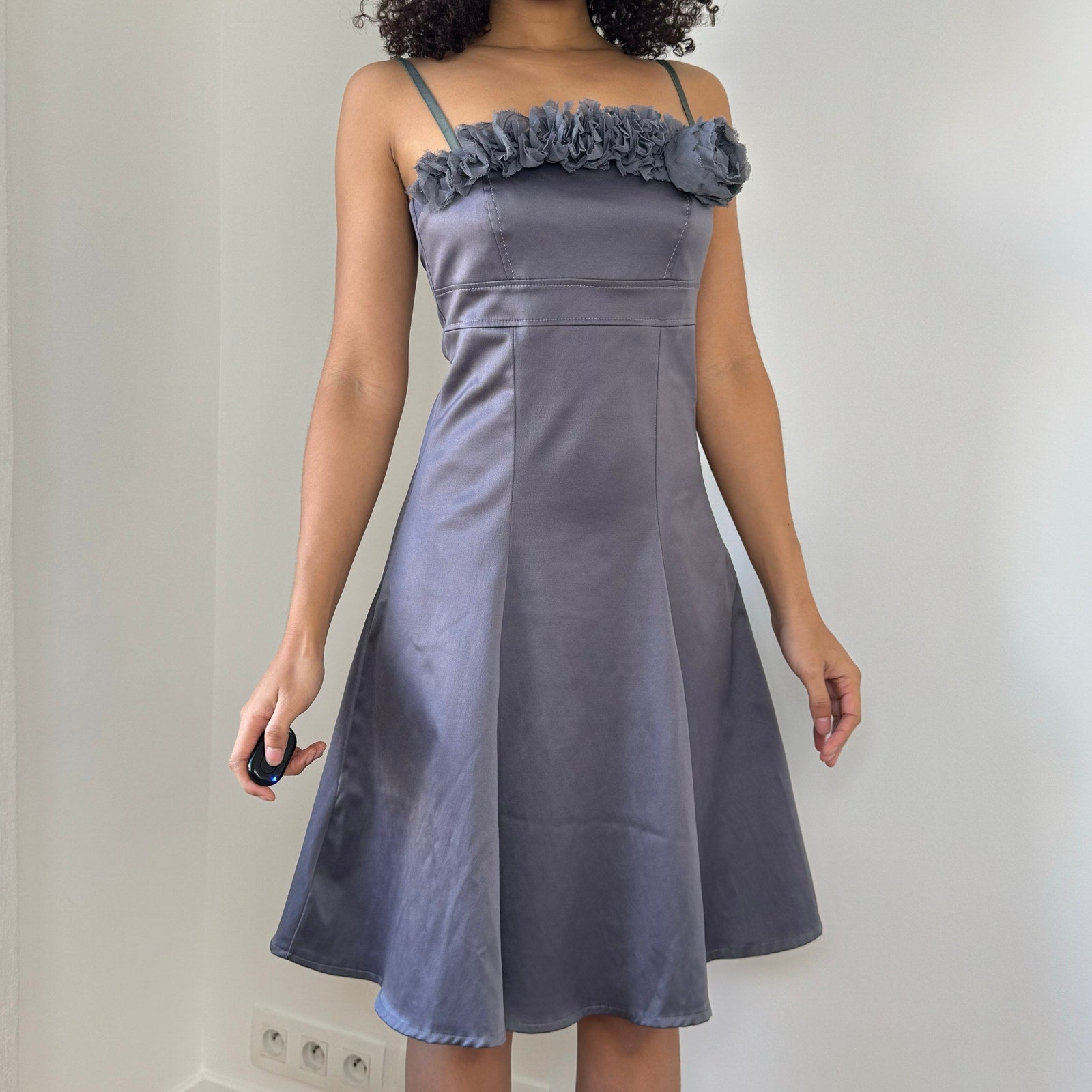 Vintage 90s Grey Satin Midi Dress (XS/S)