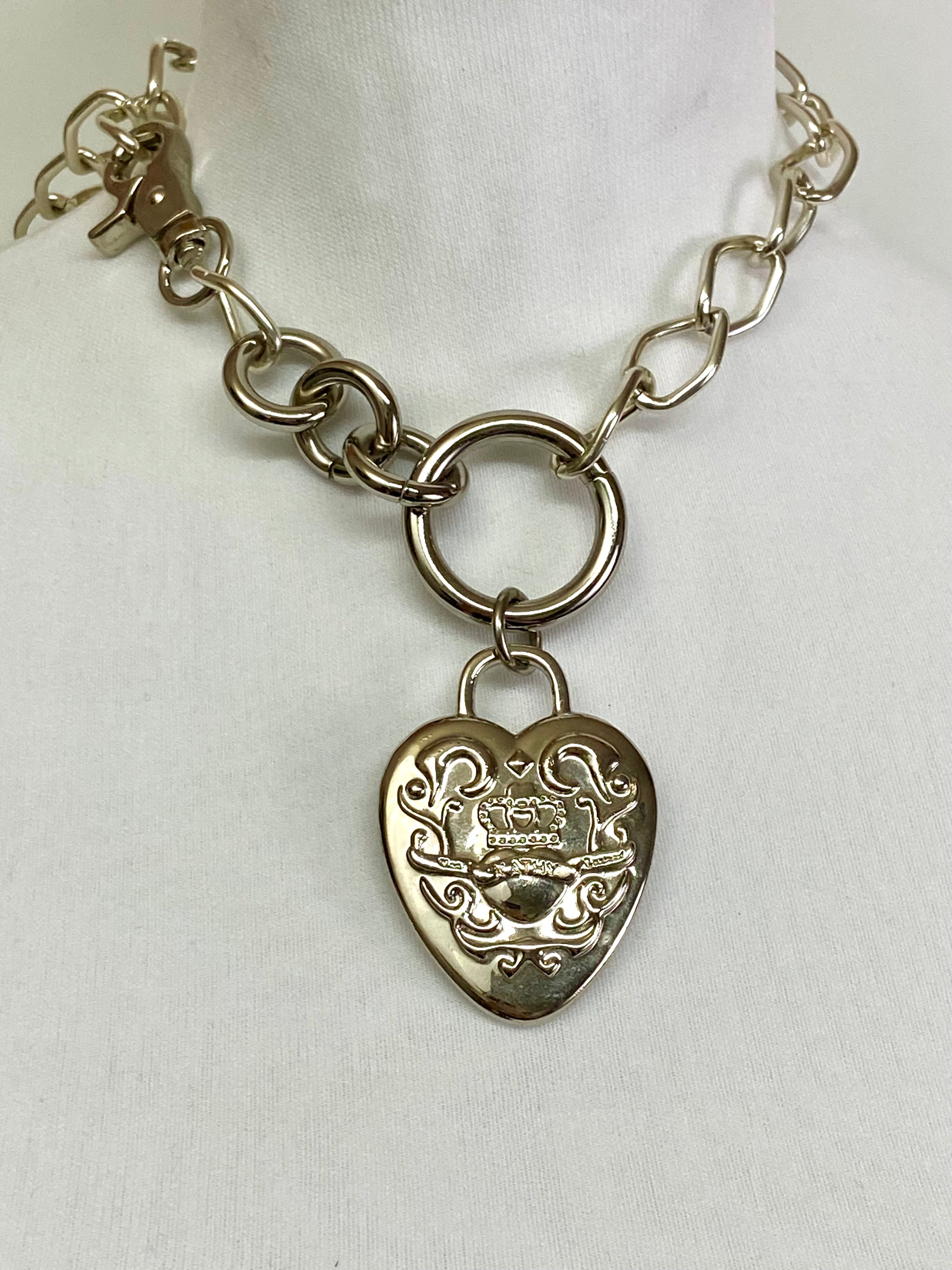 Heart choker