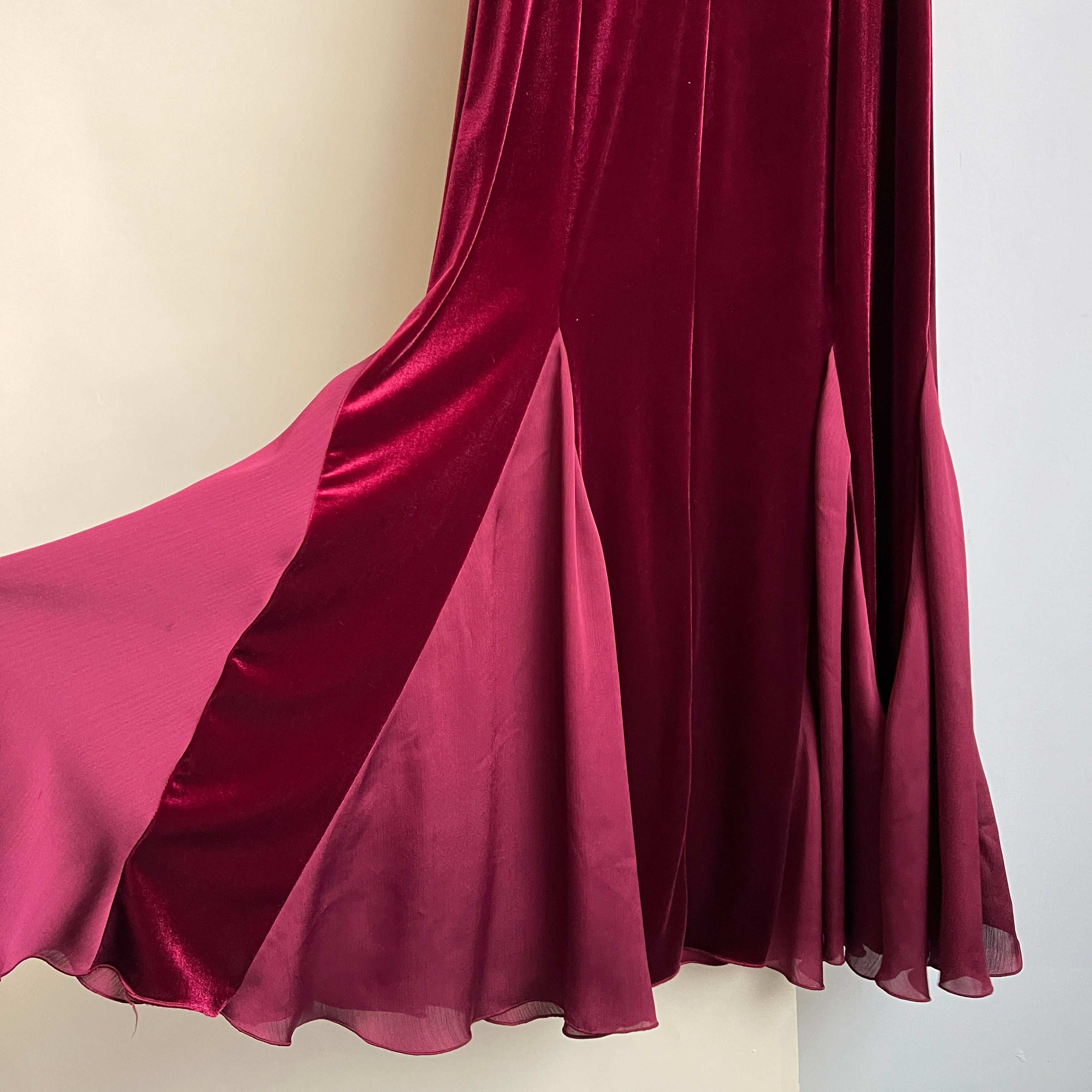 Vintage 90s Burgundy velvet maxi dress with mermaid ruffle trim (L/XL)