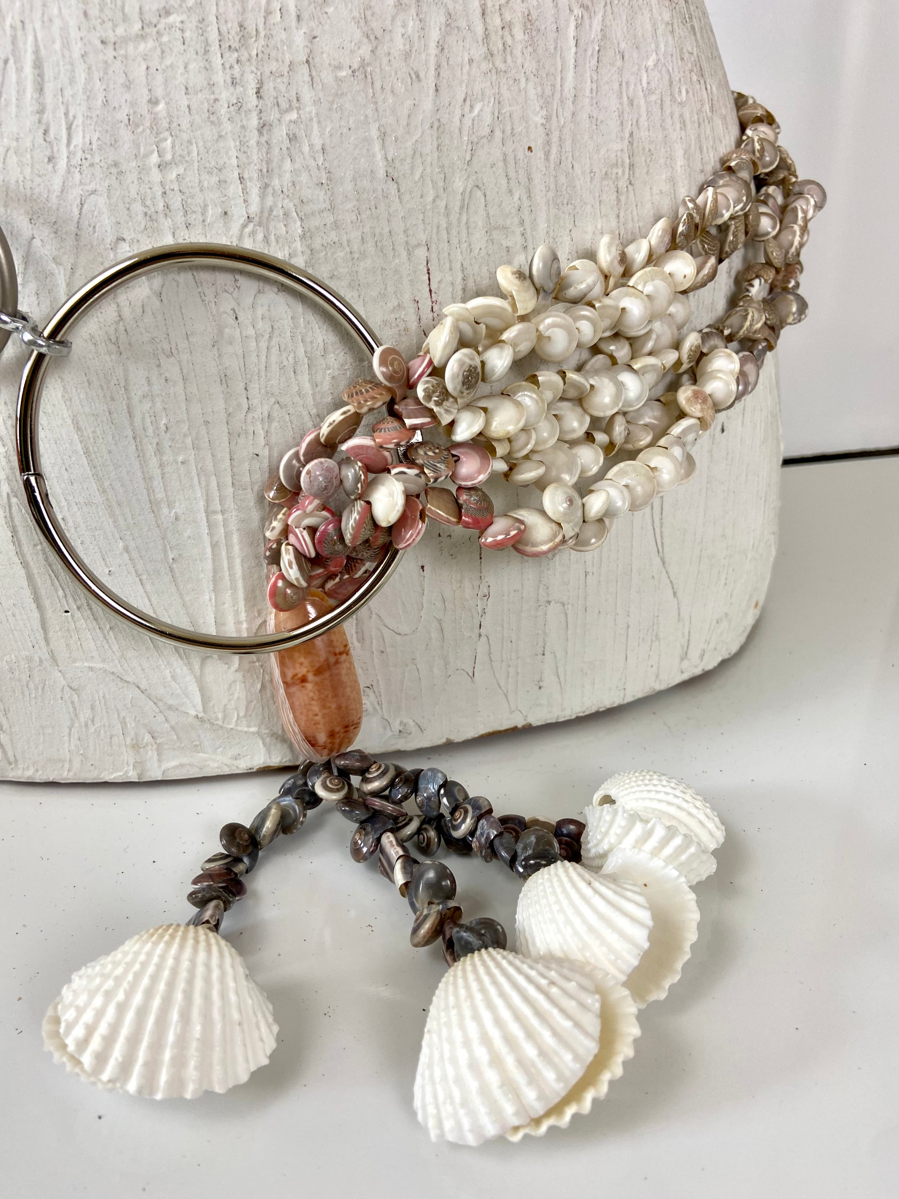 Boho Shells 🐚 in a big circle ⭕️ belt