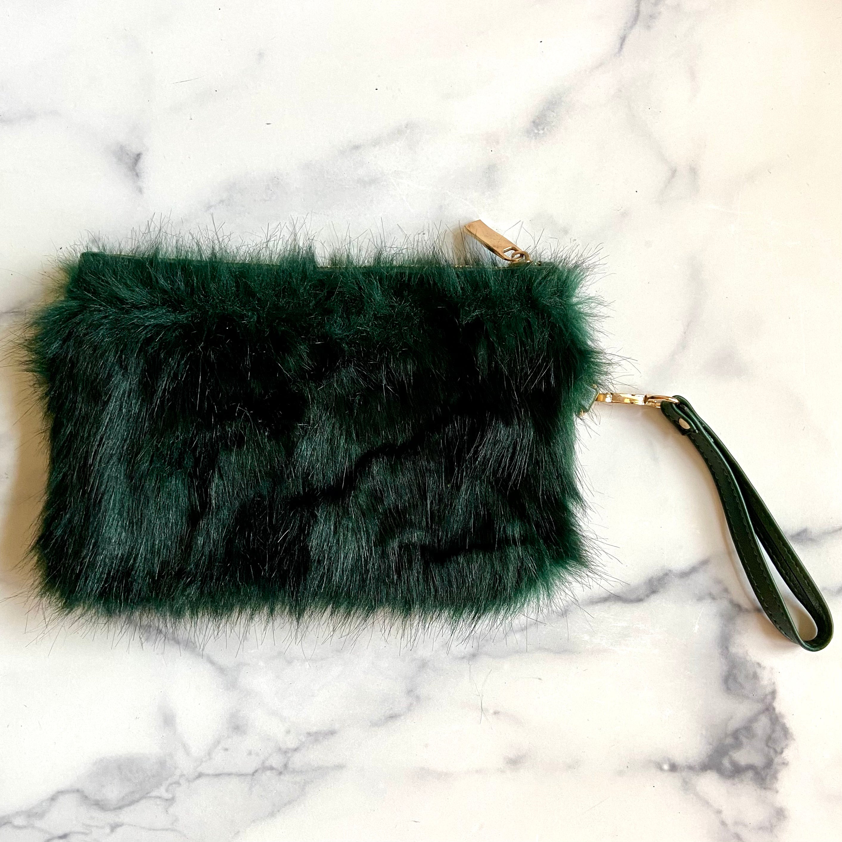 Green fussy clutch