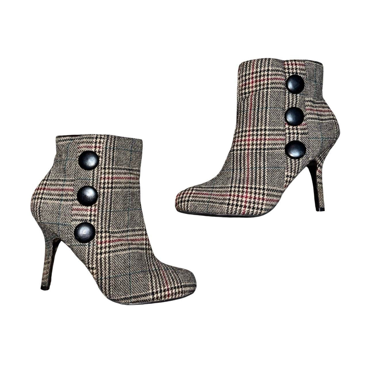 Y2K Houndstooth Button Detail Ankle Boots (9)