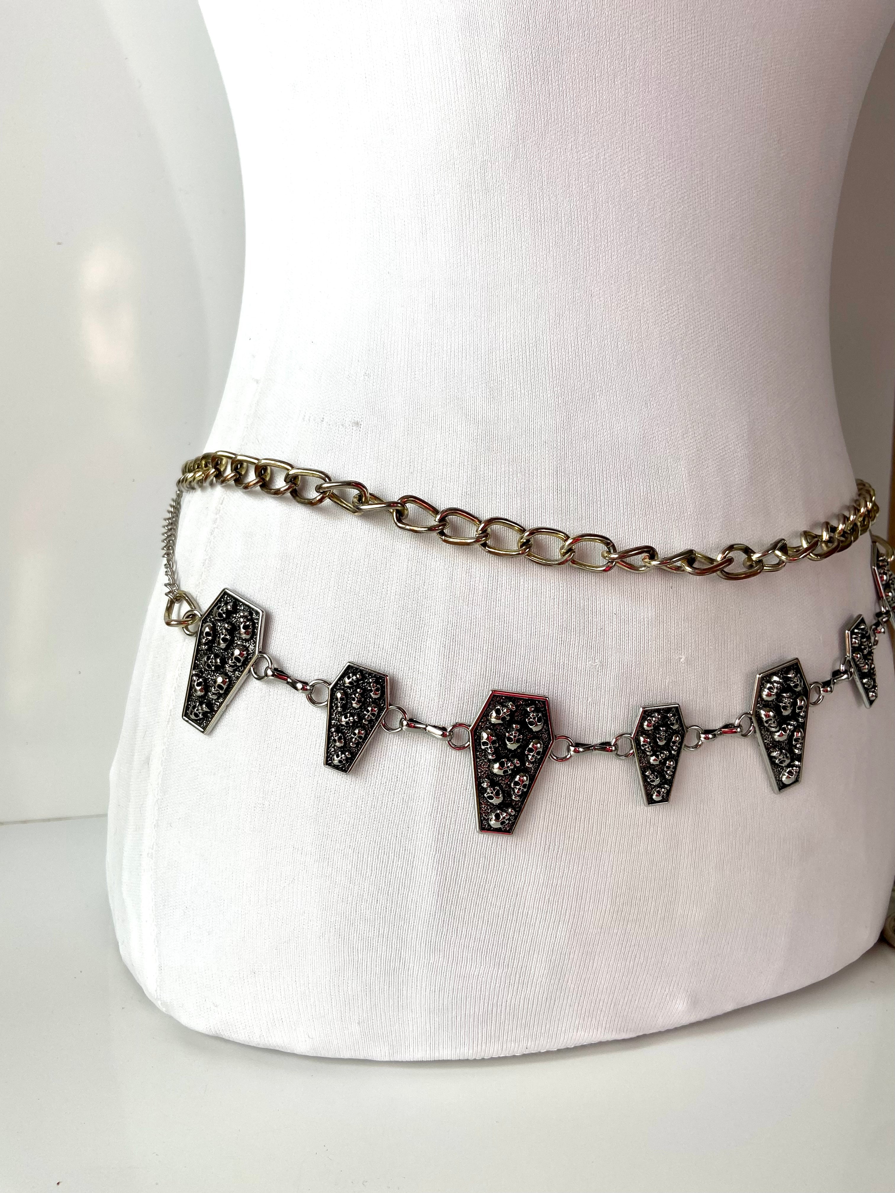 Skull Coffin
Metal Chain layered chain belt